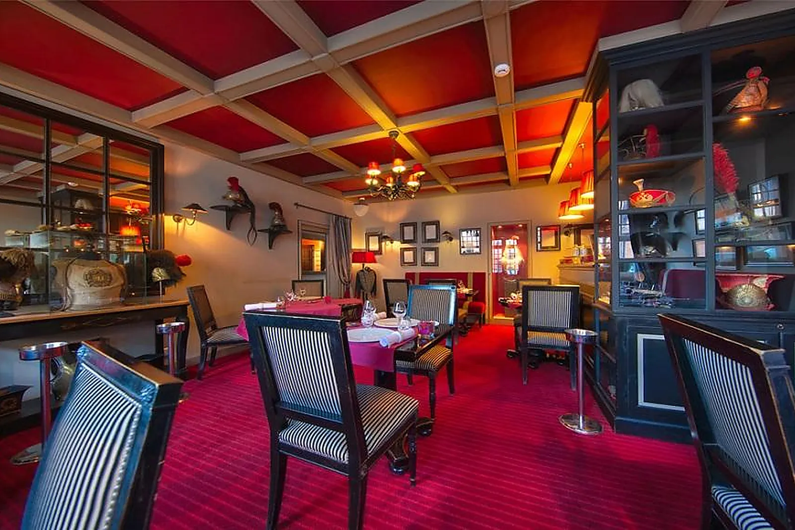 Hôtel, HÔTEL DE LA LICORNE & SPA