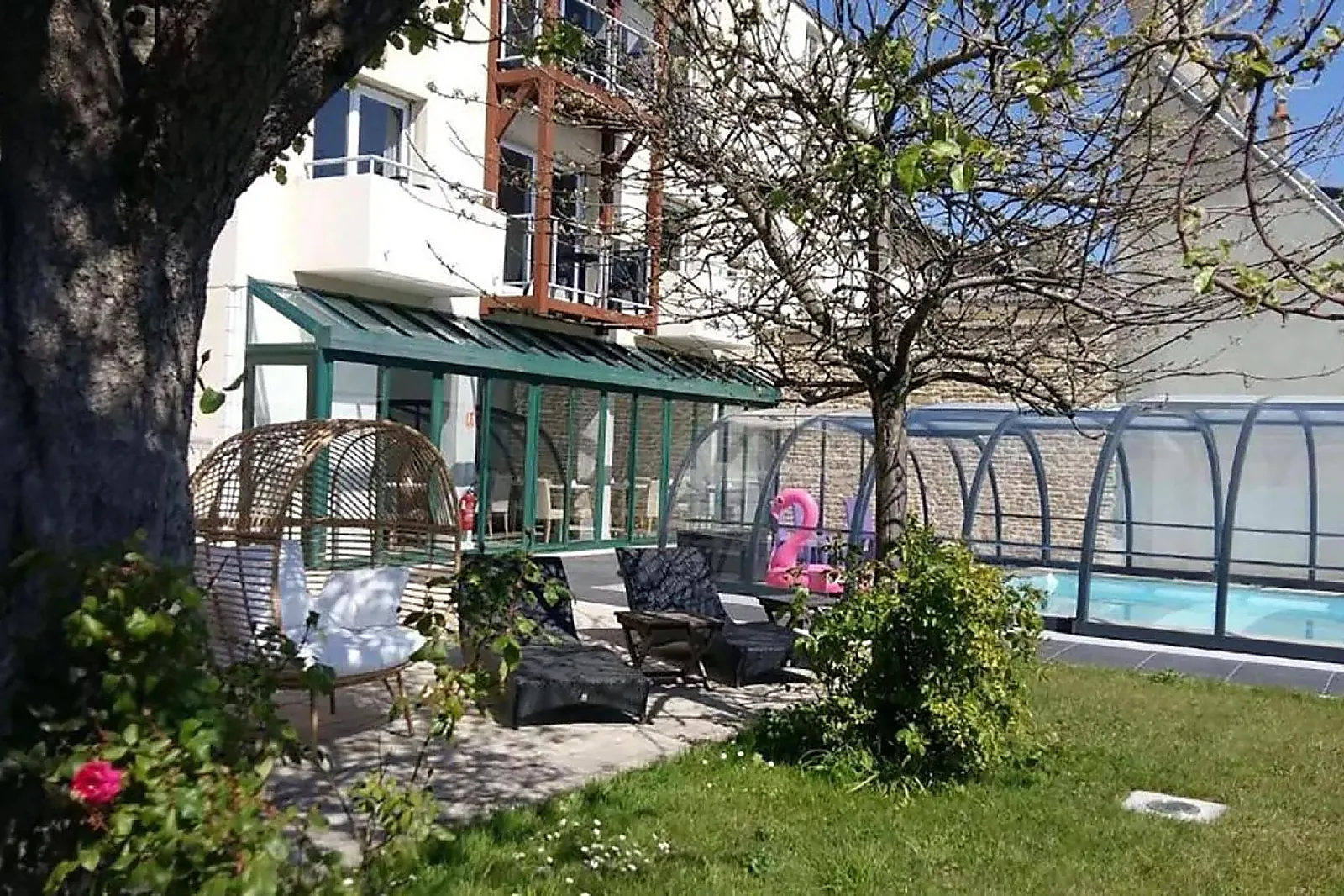 Hôtel, HÔTEL DES THERMES ET DU CASINO