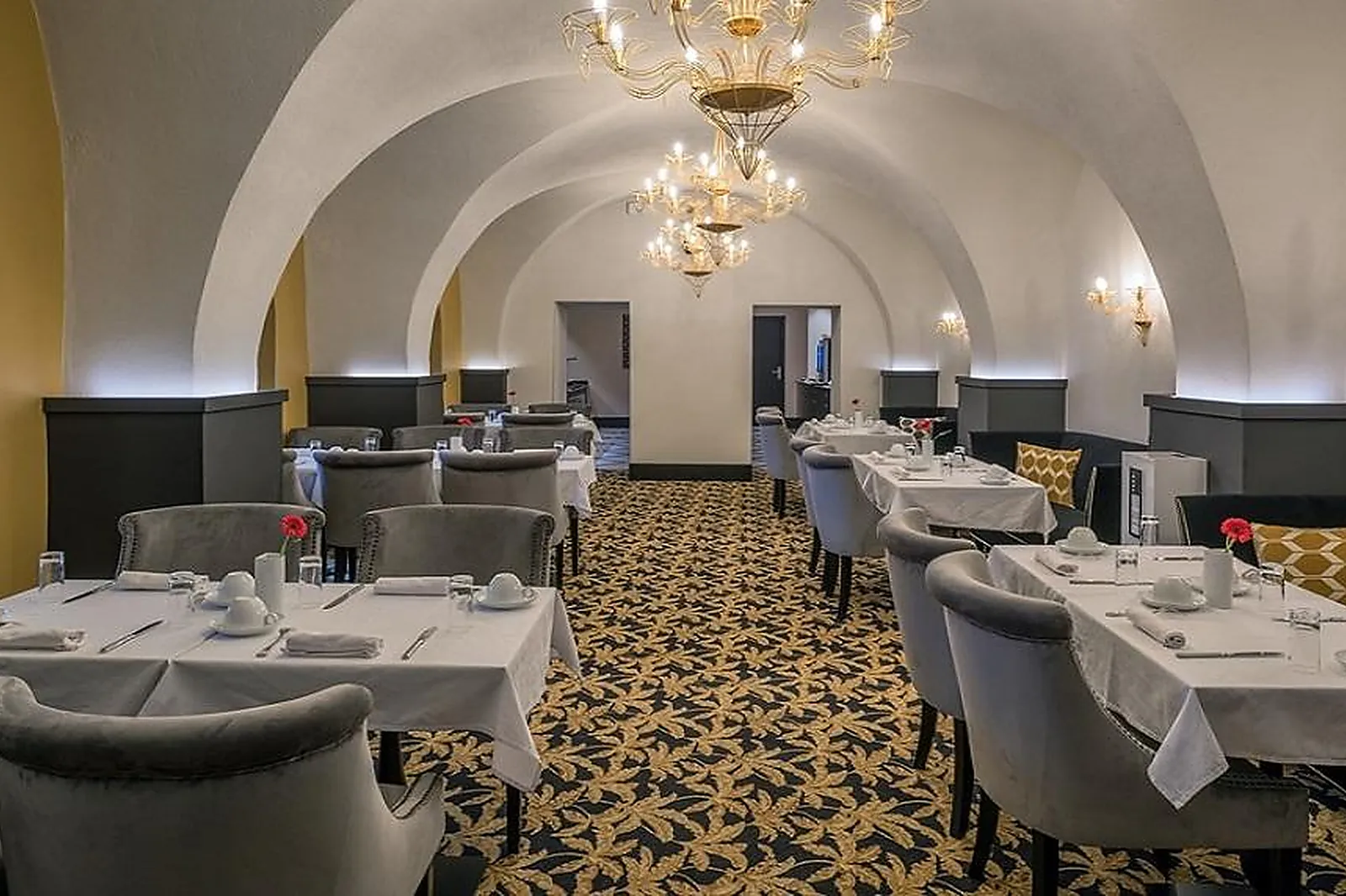 Lieux événementiels, HÔTEL DU ROI & SPA BY SOWELL COLLECTION