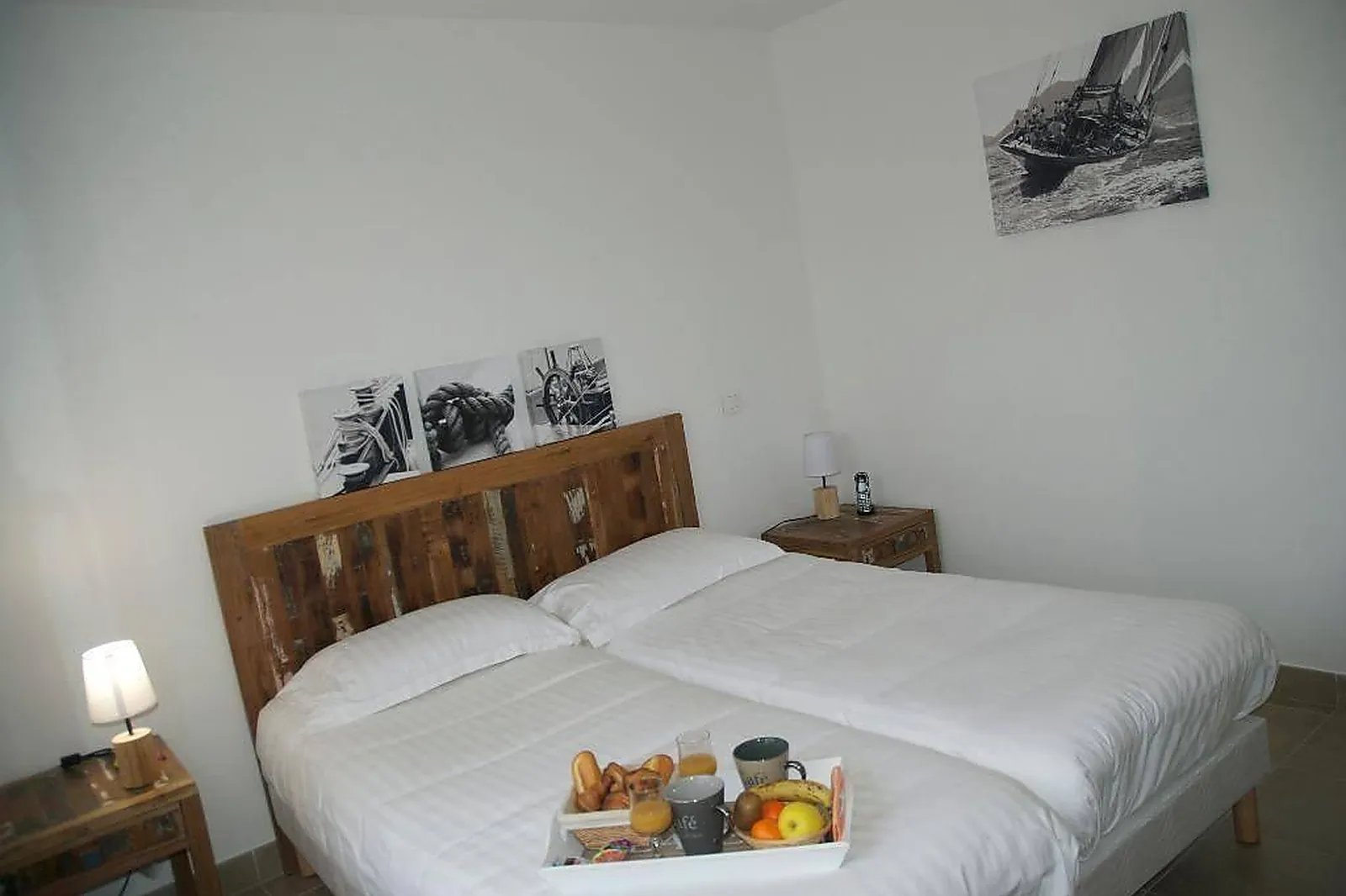 Lieux événementiels, HÔTEL ET STUDIOS LE MARINA