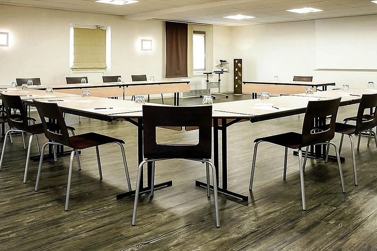 Lieux événementiels, HÔTEL IBIS CHALON-SUR-SAÔNE EUROPE