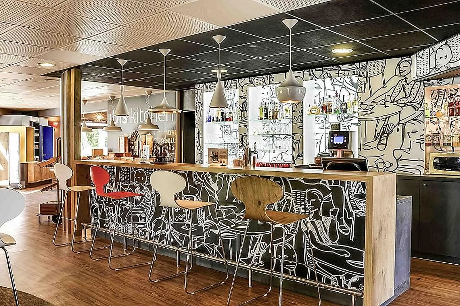 Lieux événementiels, HÔTEL IBIS SALON-DE-PROVENCE SUD