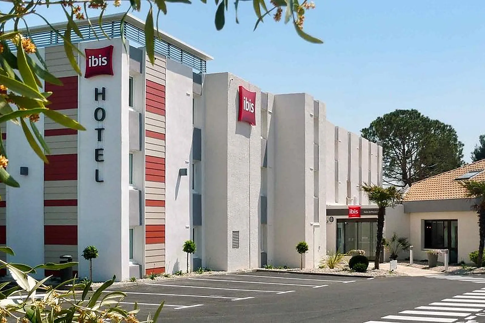 Lieux événementiels, HÔTEL IBIS SALON-DE-PROVENCE SUD