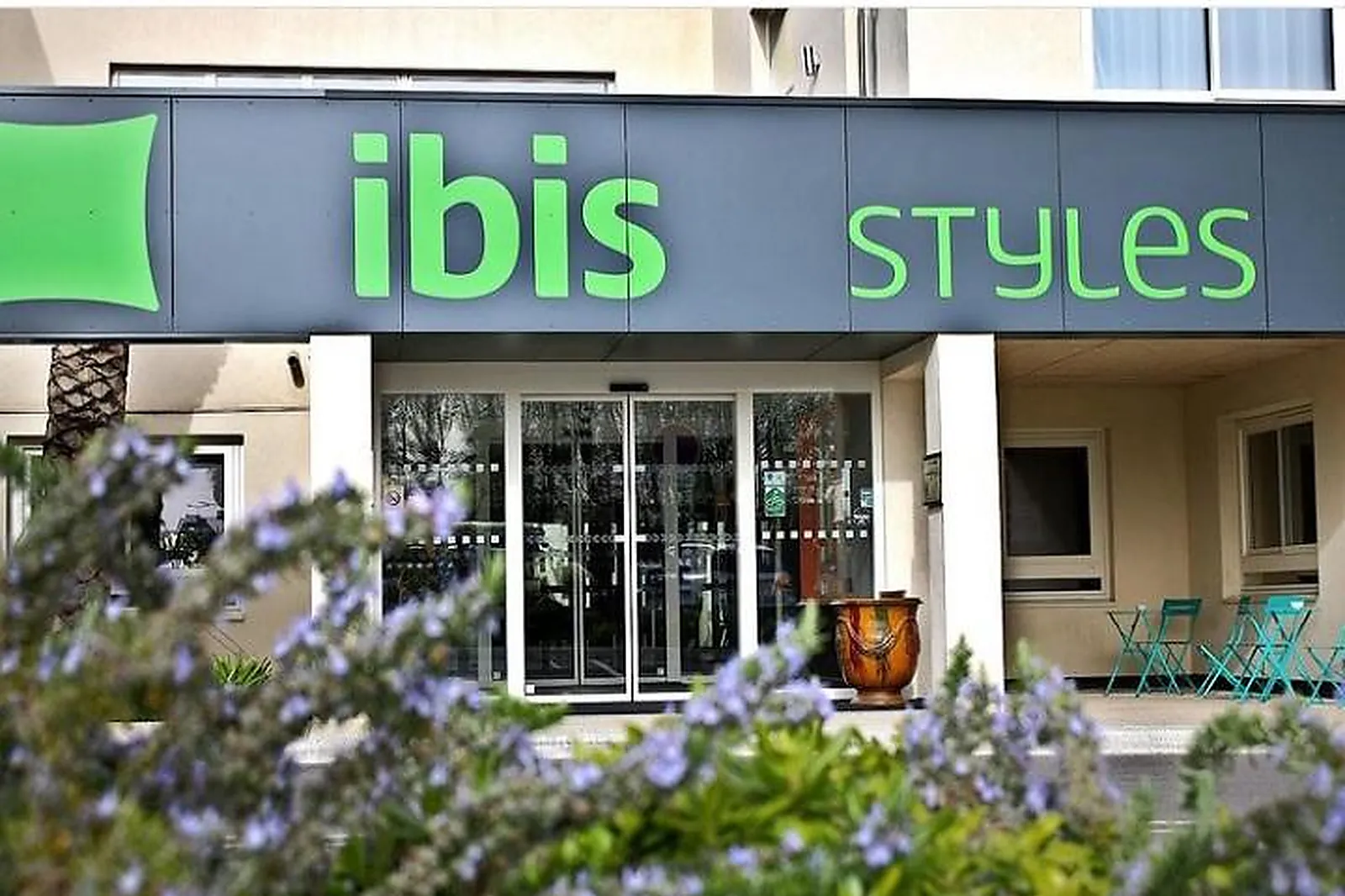 Lieux événementiels, HÔTEL IBIS STYLES AVIGNON SUD