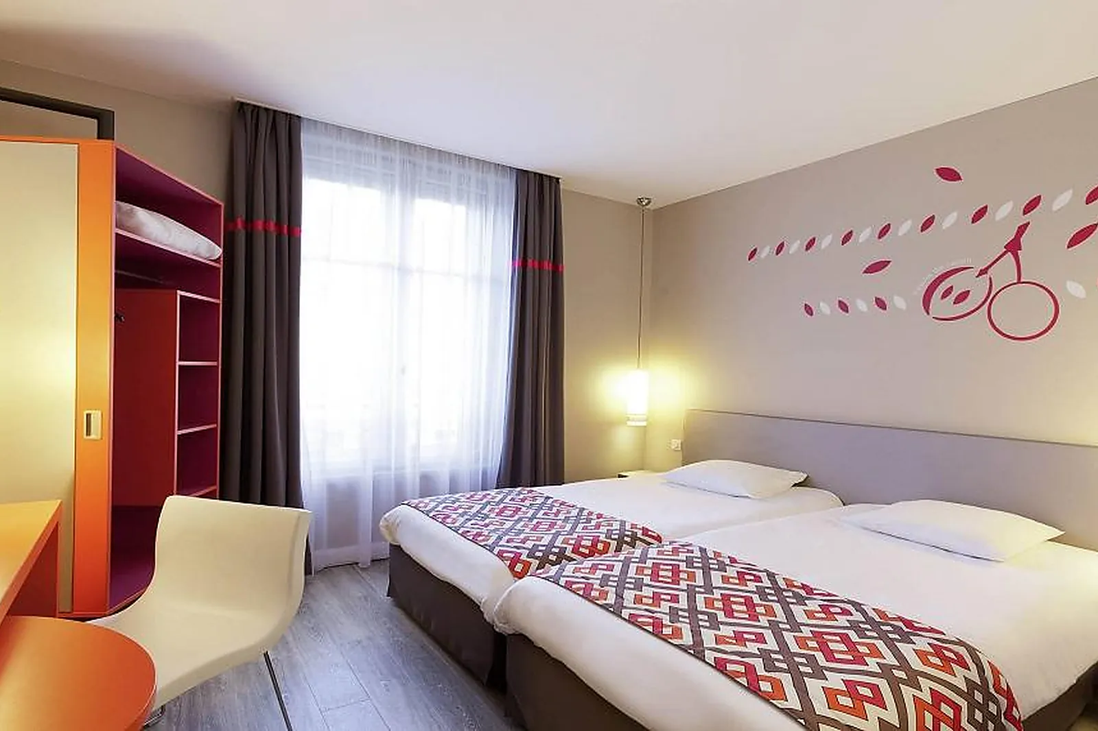 Lieux événementiels, HÔTEL IBIS STYLES DIJON CENTRAL