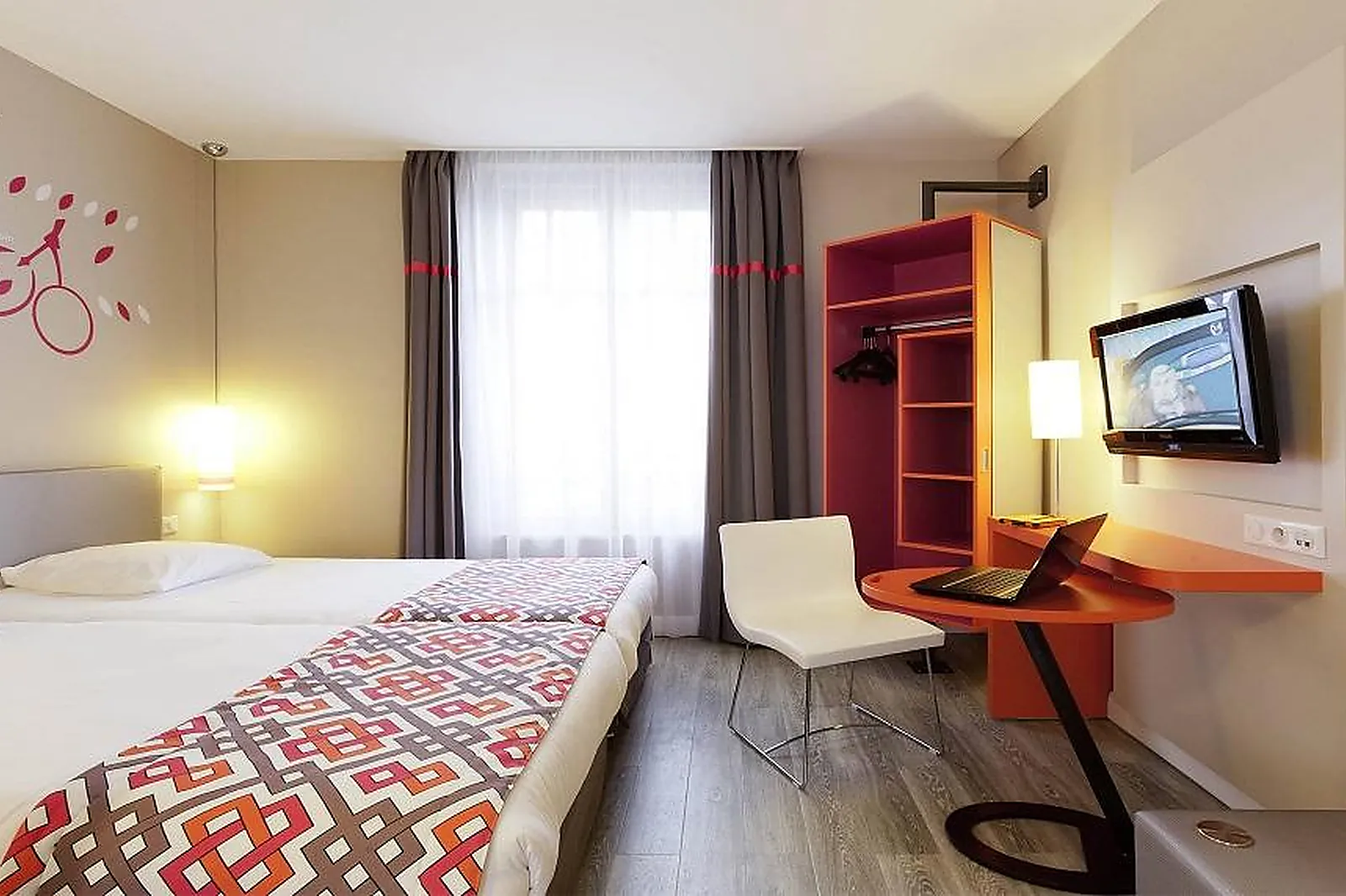 Lieux événementiels, HÔTEL IBIS STYLES DIJON CENTRAL