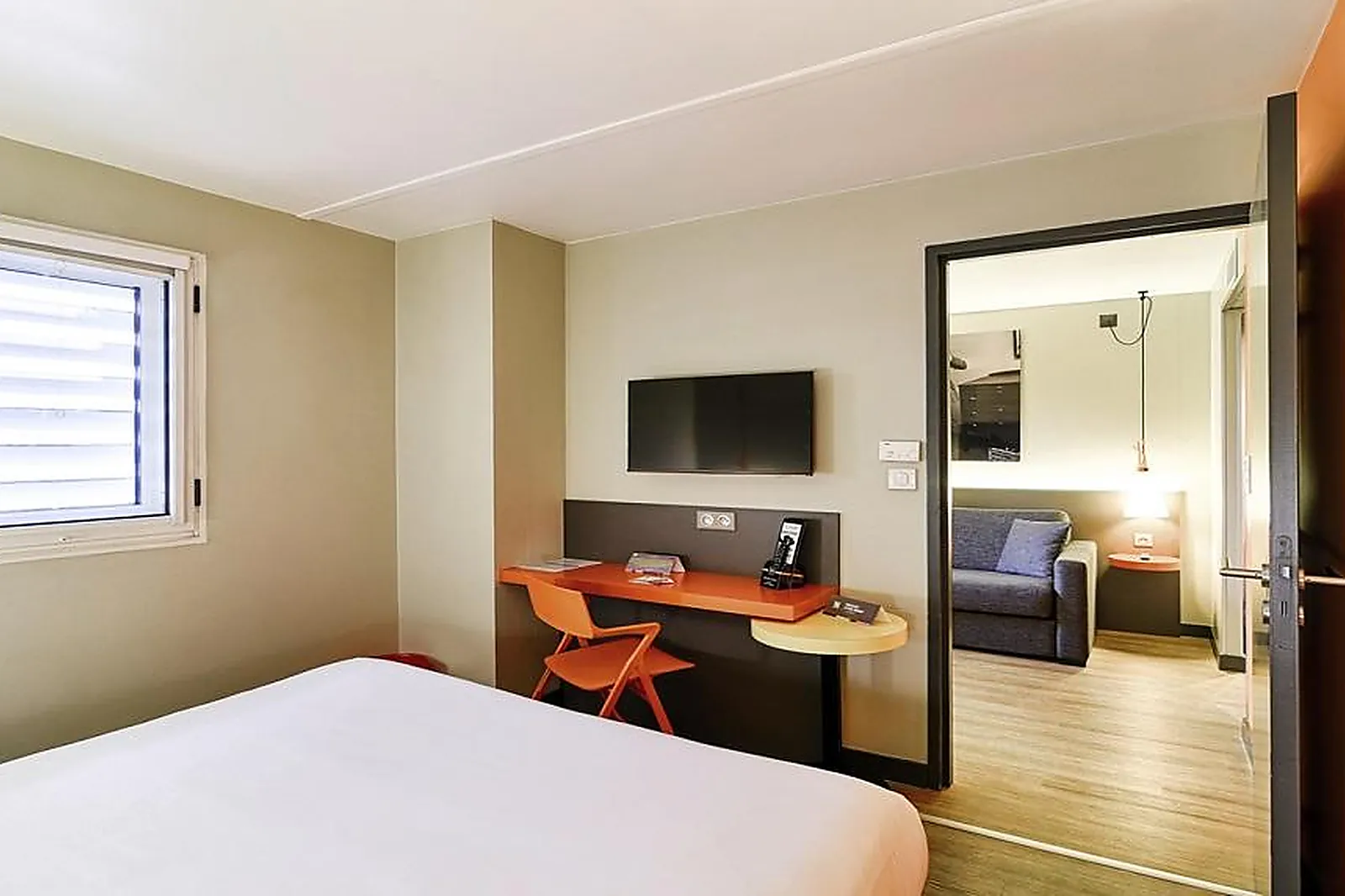Lieux événementiels, HÔTEL IBIS STYLES LYON CONFLUENCE