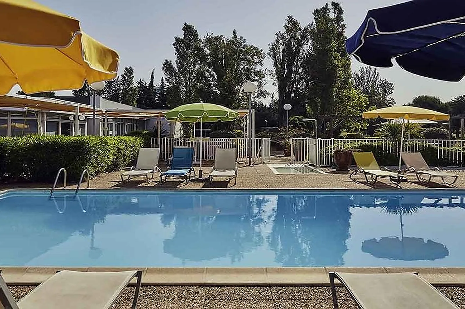 Lieux événementiels, HÔTEL IBIS STYLES MARSEILLE PROVENCE AÉROPORT