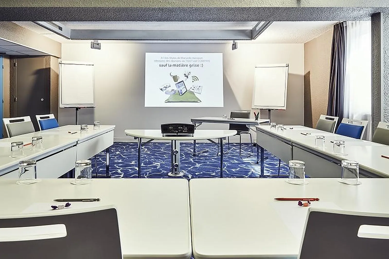 Lieux événementiels, HÔTEL IBIS STYLES MARSEILLE PROVENCE AÉROPORT