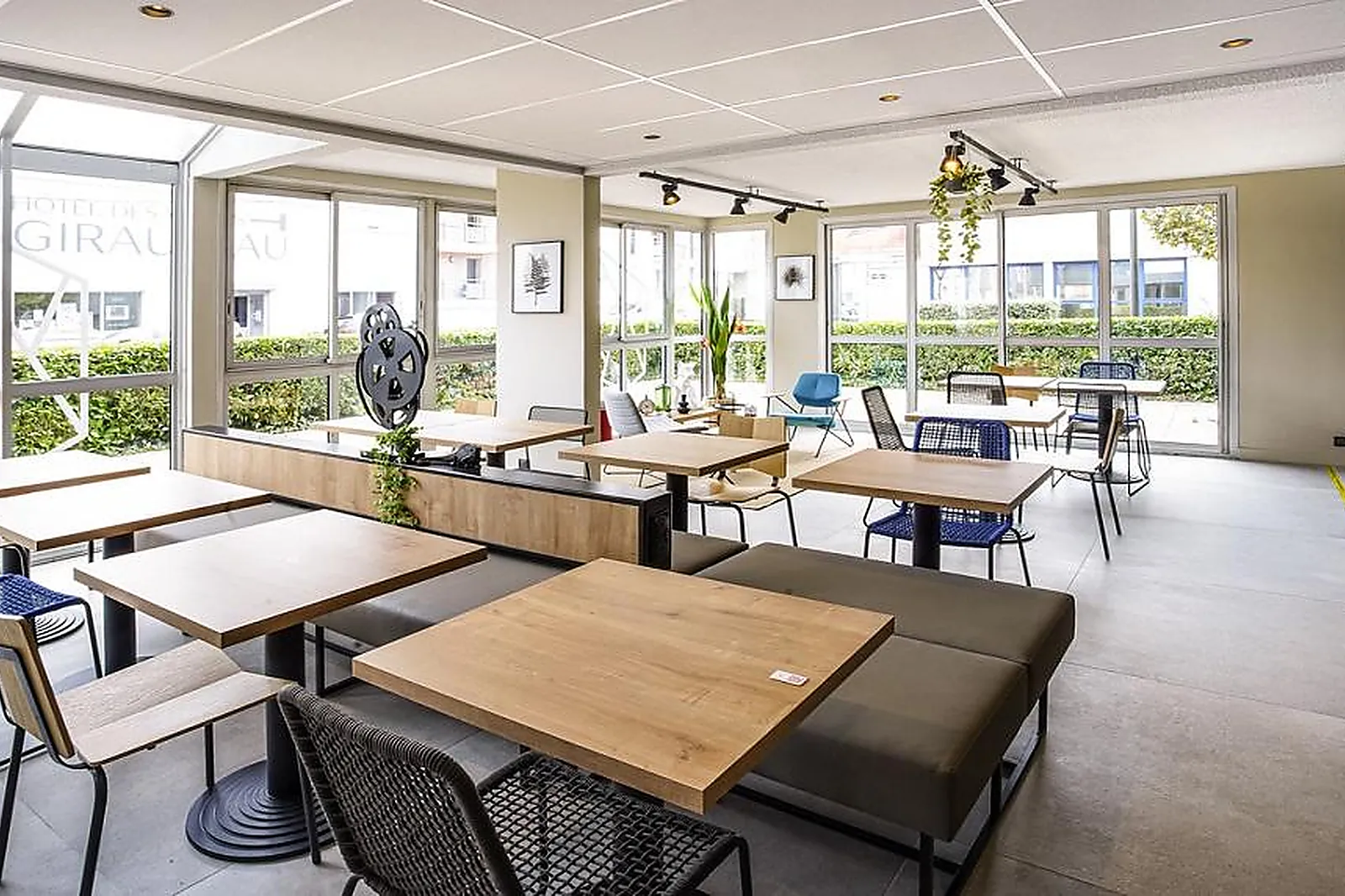 Lieux événementiels, HÔTEL IBIS TOURS CENTRE GIRAUDEAU