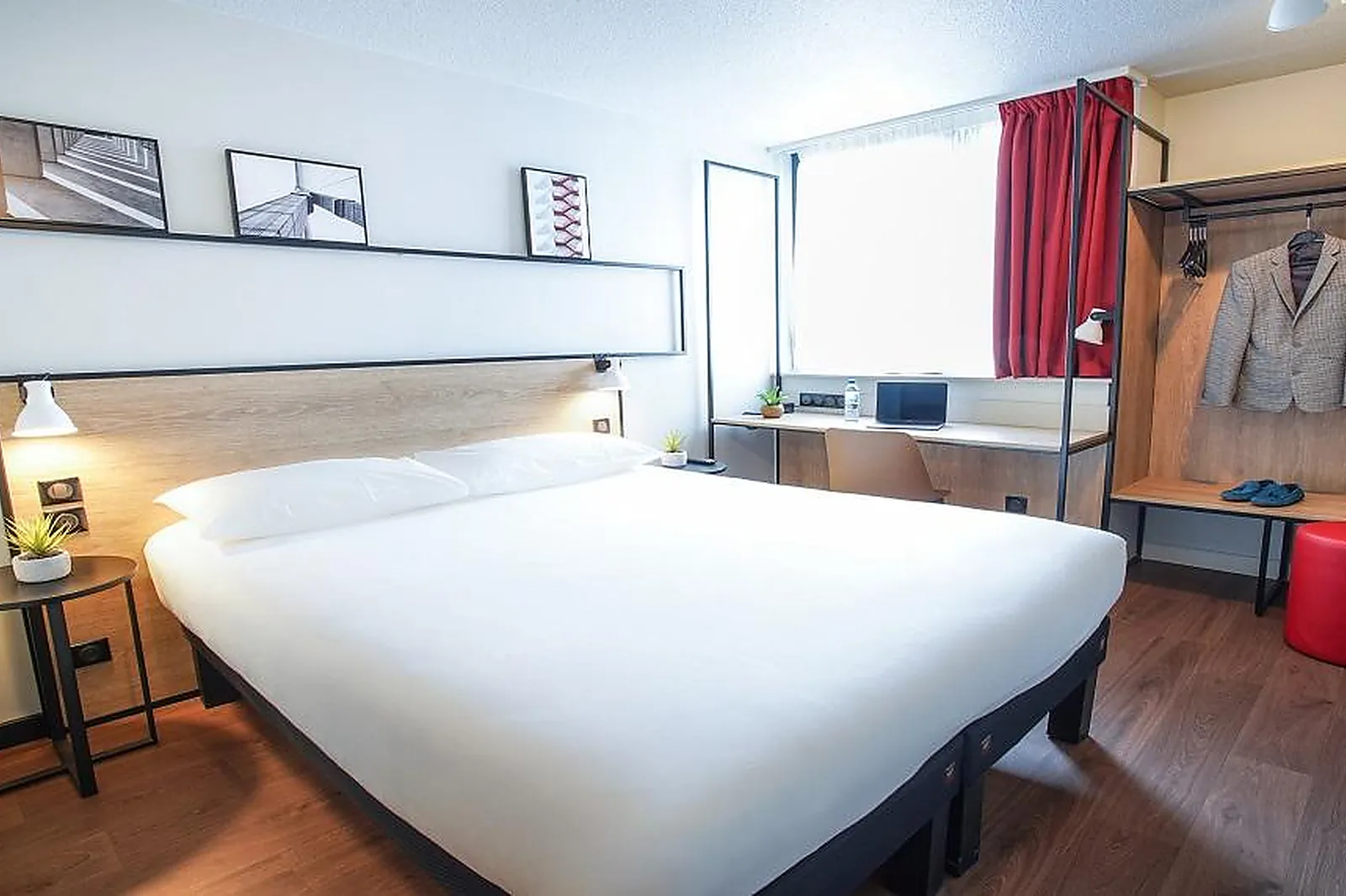 Lieux événementiels, HÔTEL IBIS TOURS CENTRE GIRAUDEAU