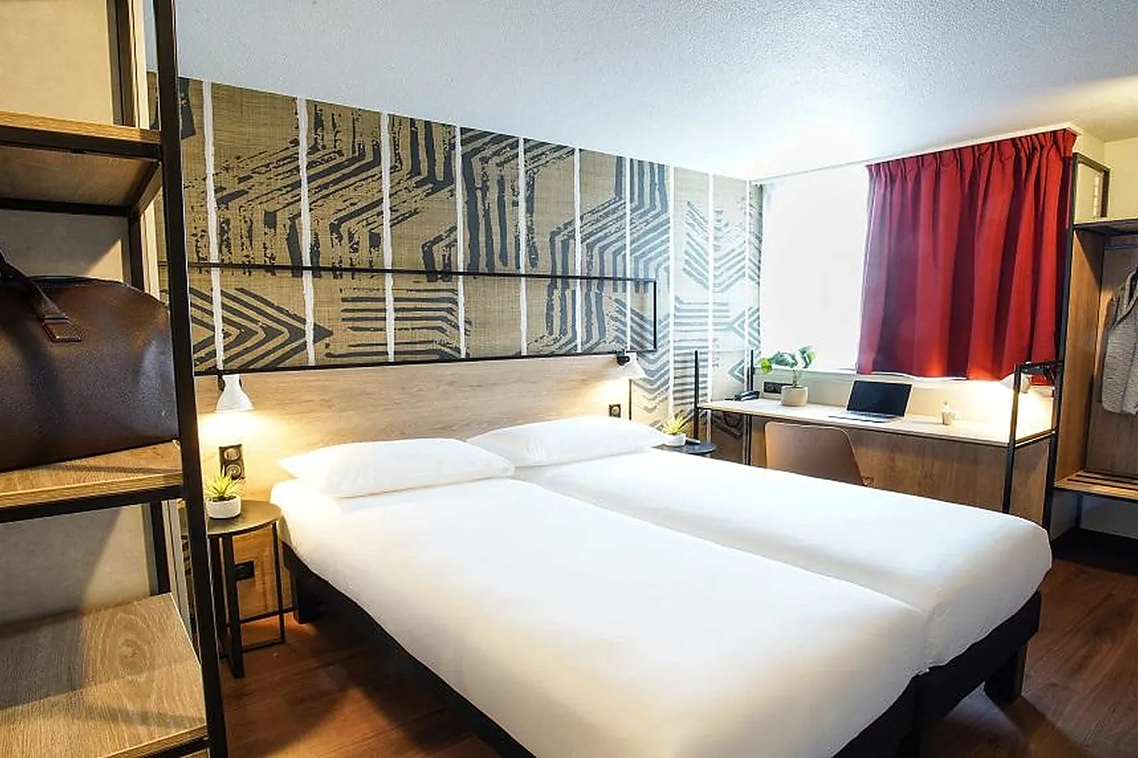 Lieux événementiels, HÔTEL IBIS TOURS CENTRE GIRAUDEAU