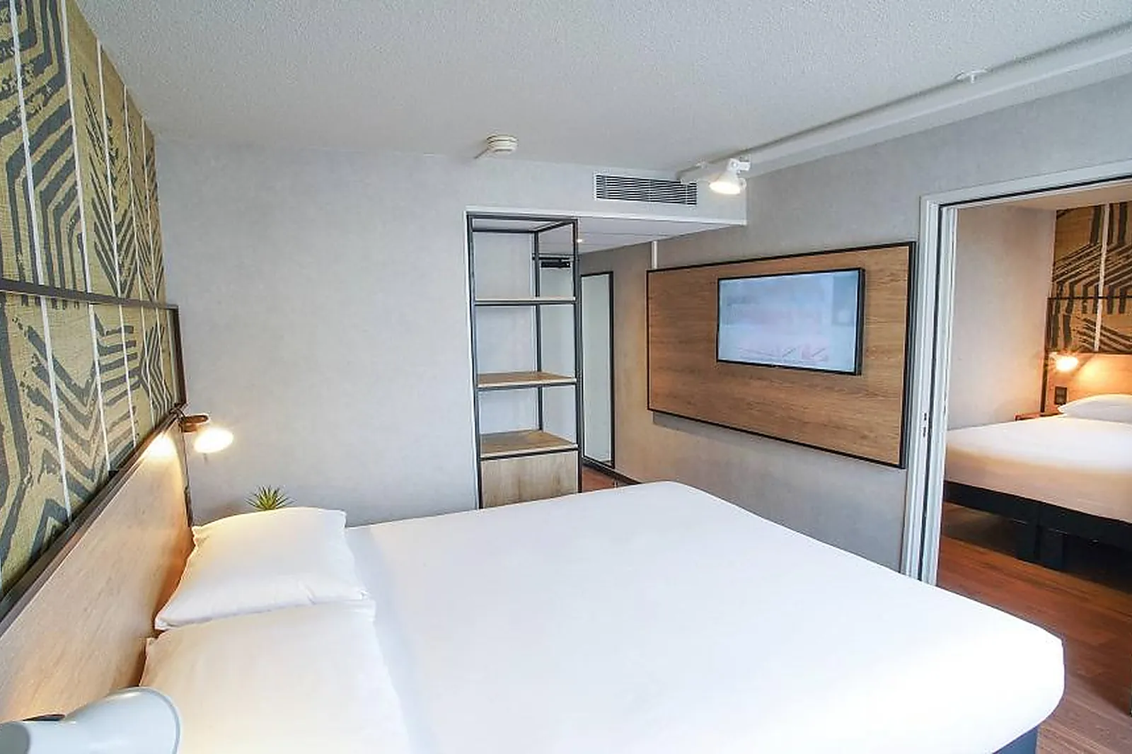 Lieux événementiels, HÔTEL IBIS TOURS CENTRE GIRAUDEAU