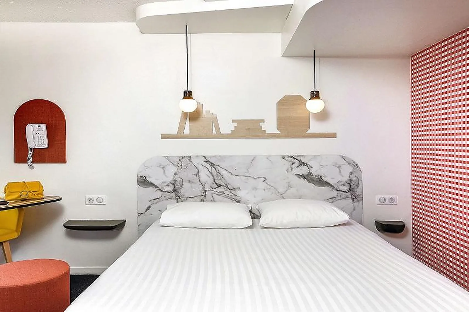 Lieux événementiels, HÔTEL IBIS VICHY