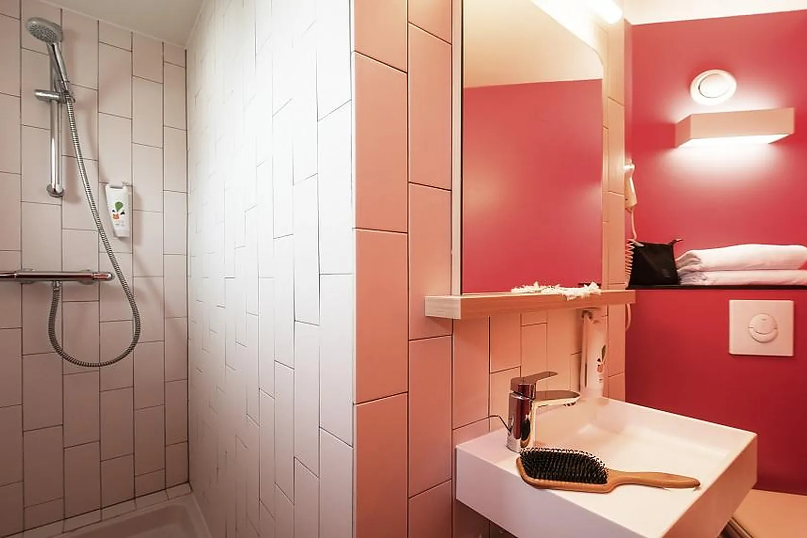 Lieux événementiels, HÔTEL IBIS VICHY