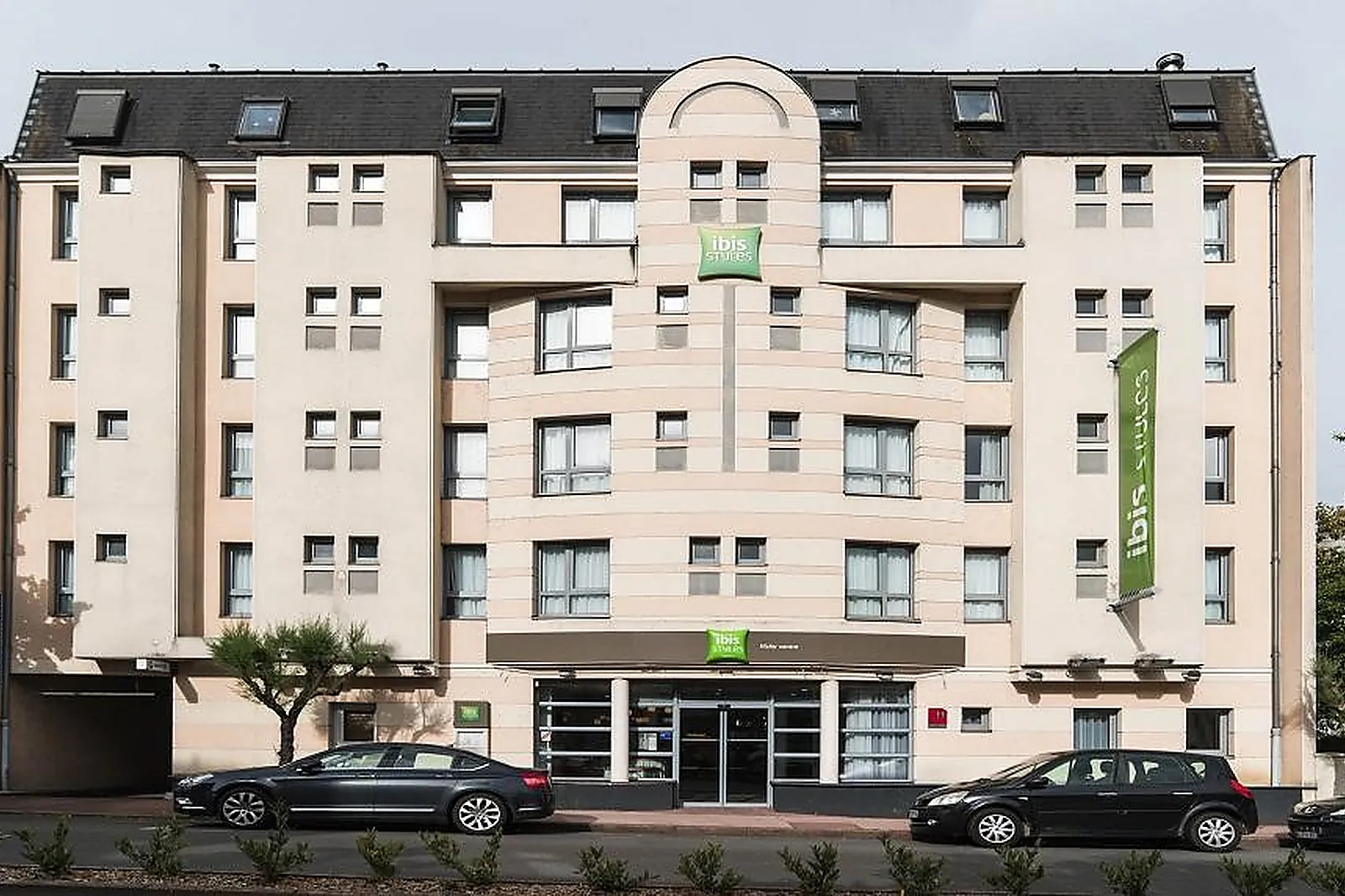 Lieux événementiels, HÔTEL IBIS VICHY