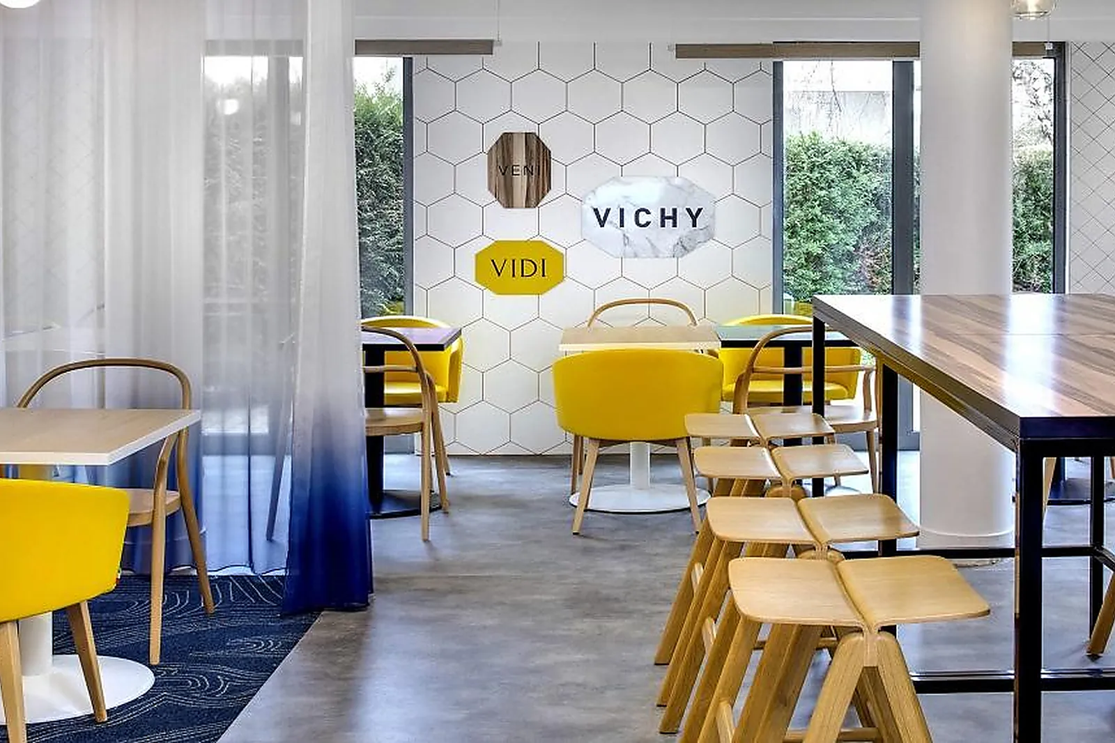 Lieux événementiels, HÔTEL IBIS VICHY