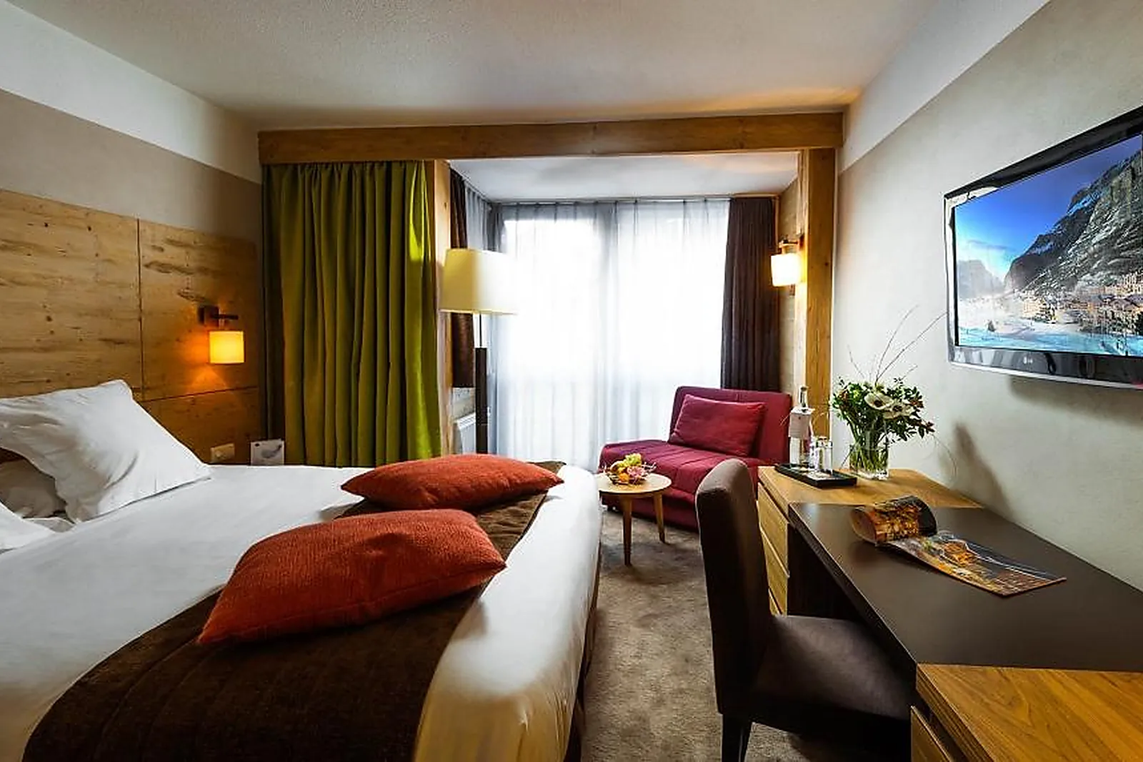 Lieux événementiels, HÔTEL L'AIGLE DES NEIGES