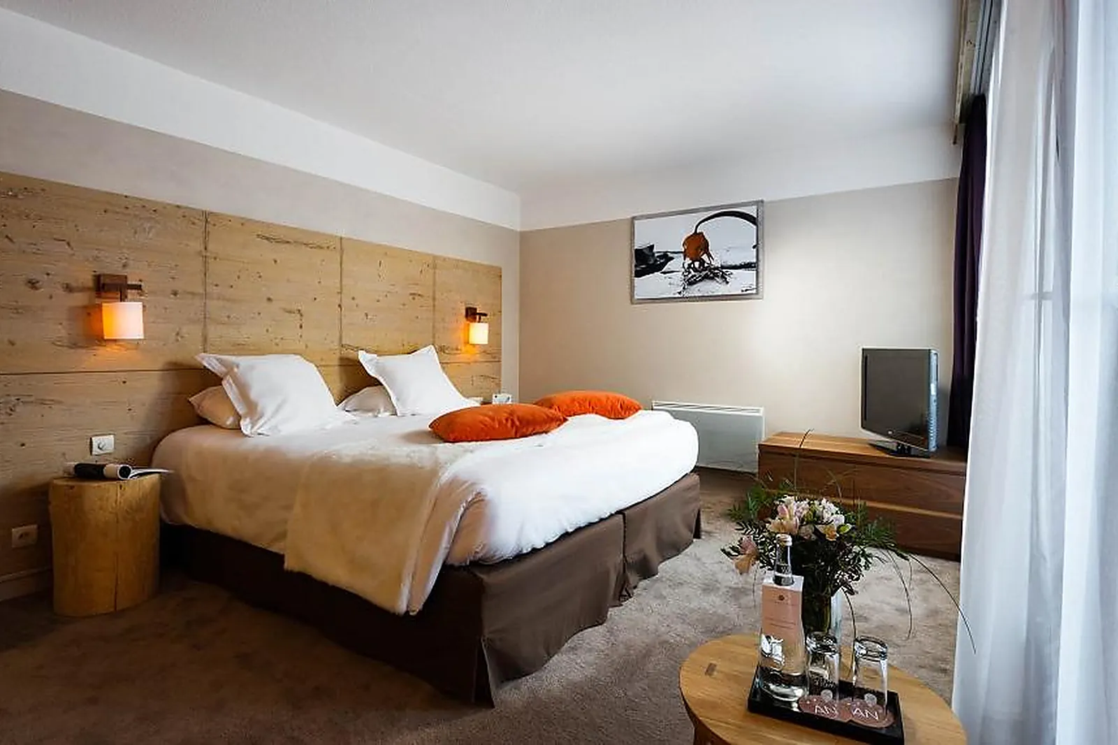 Lieux événementiels, HÔTEL L'AIGLE DES NEIGES