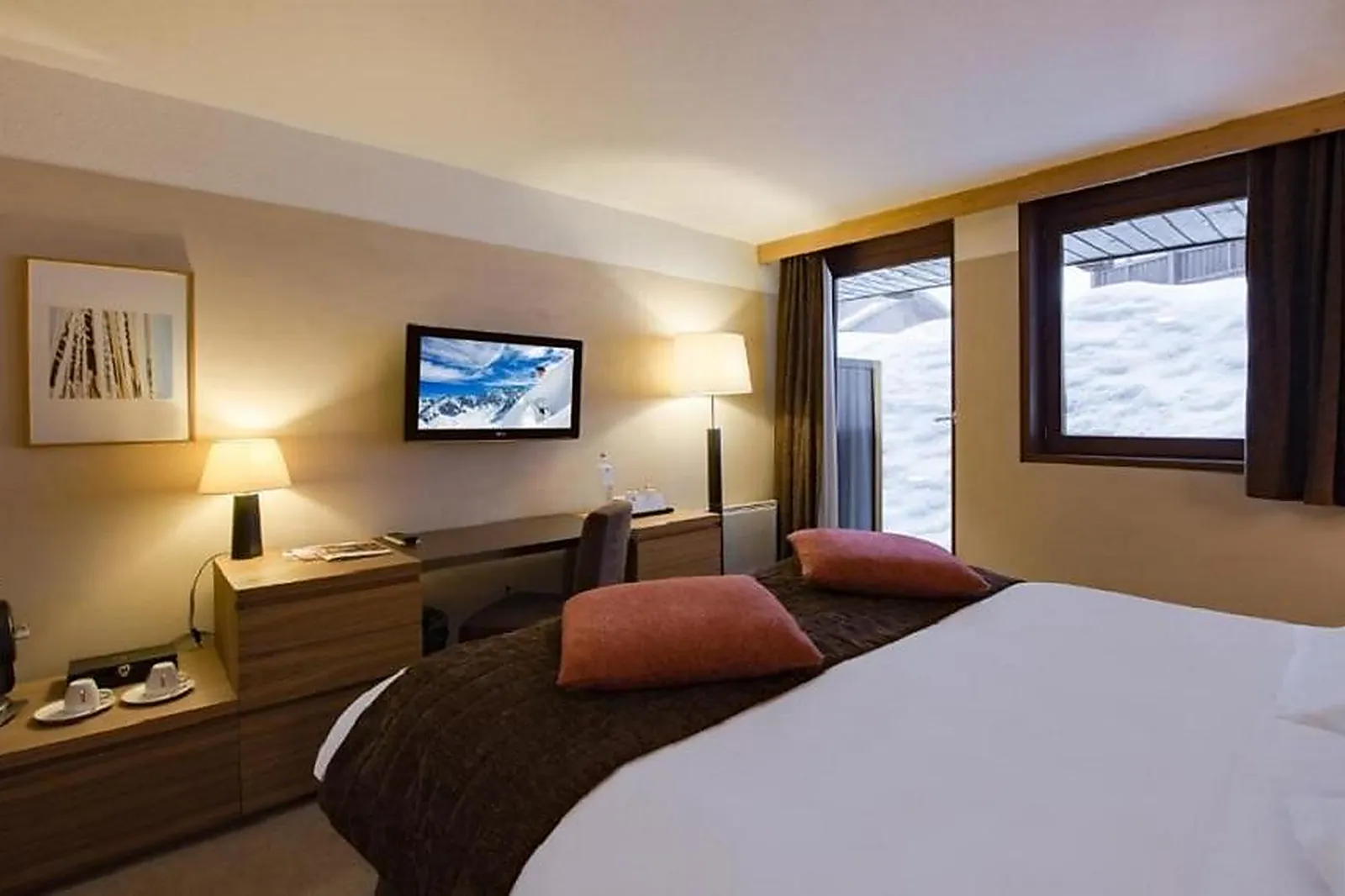 Lieux événementiels, HÔTEL L'AIGLE DES NEIGES