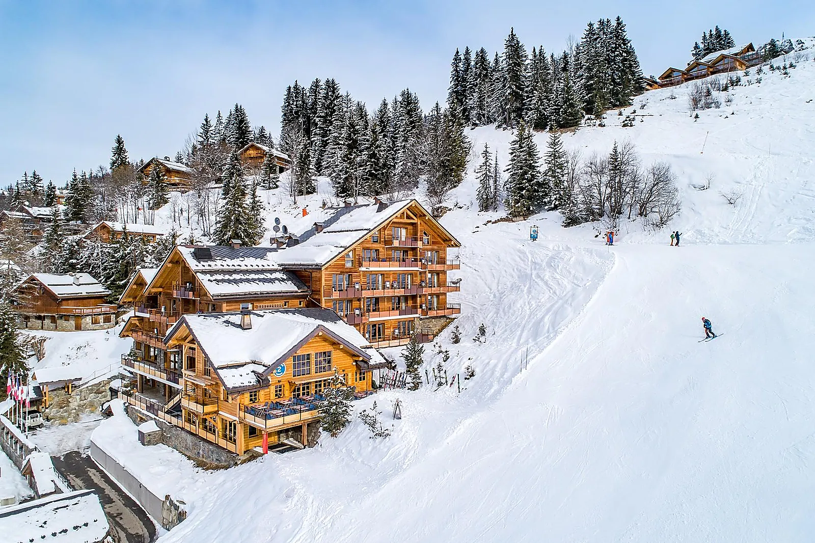 Hôtel, HÔTEL L'HÊLIOS - MERIBEL
