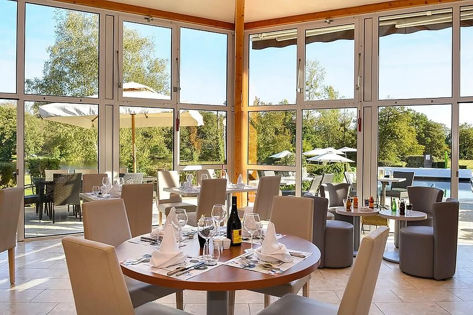 Lieux événementiels, HÔTEL LE VAL DE VIENNE