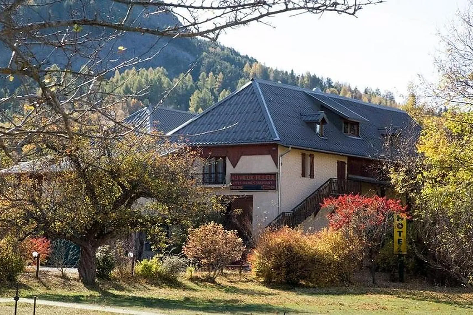 Lieux événementiels, HÔTEL LE VIEUX TILLEUL