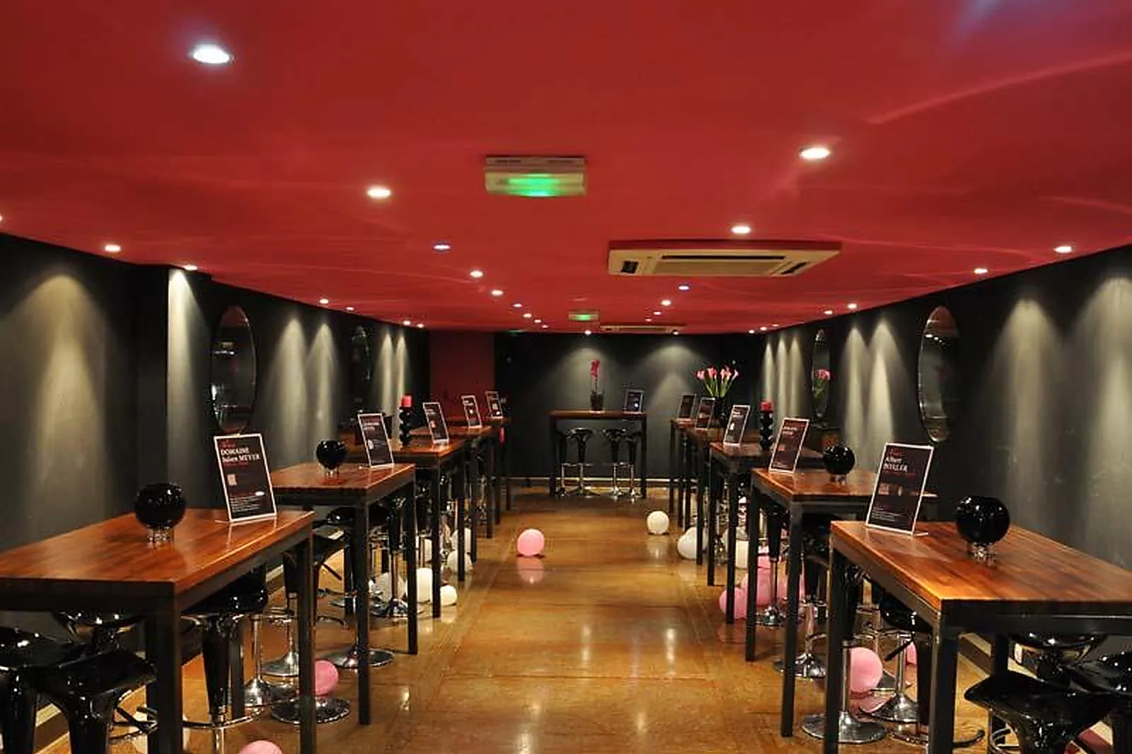 Salle de réception, ILL VINO