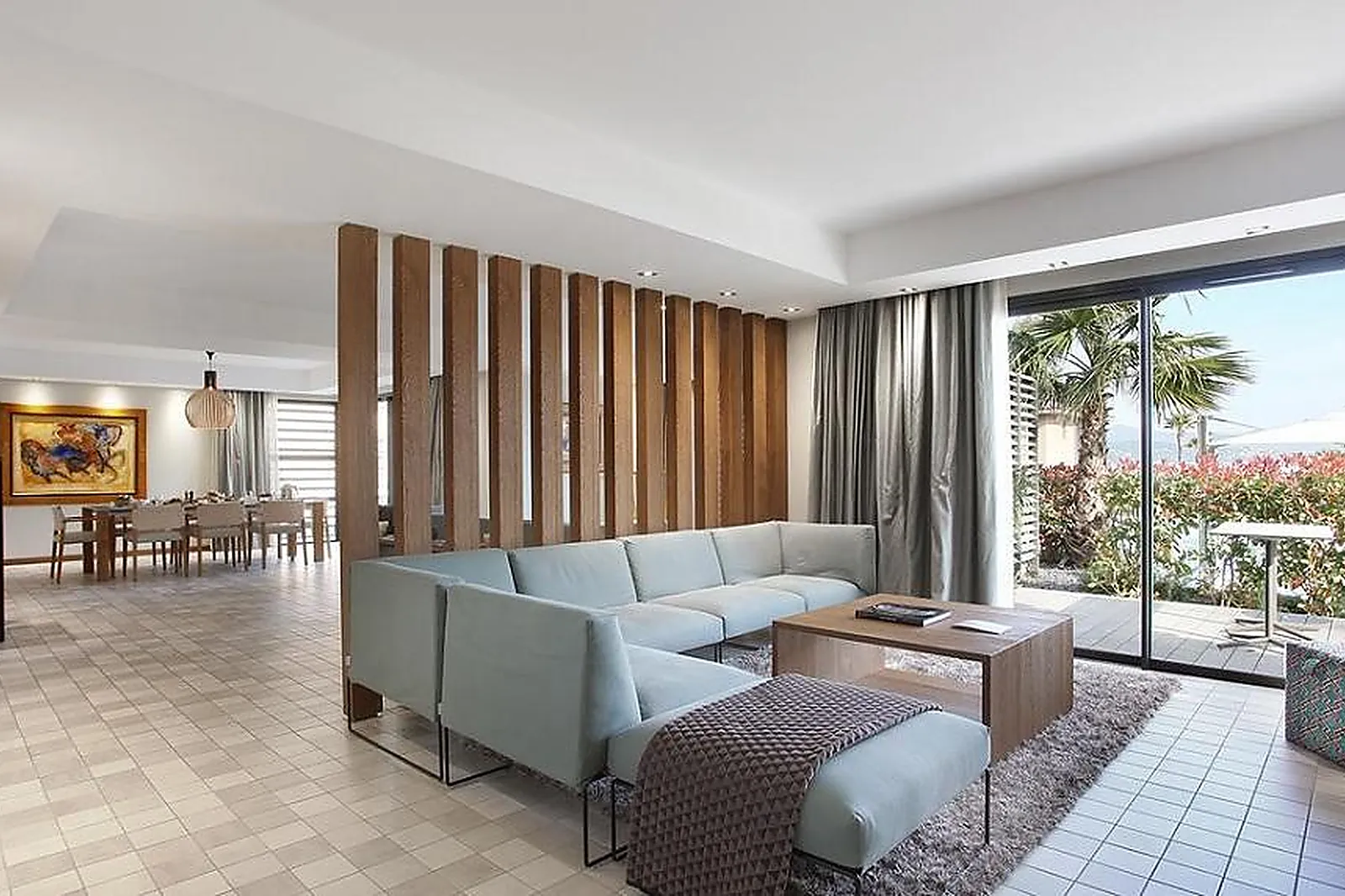 Lieux événementiels, KUBE SAINT TROPEZ HÔTEL