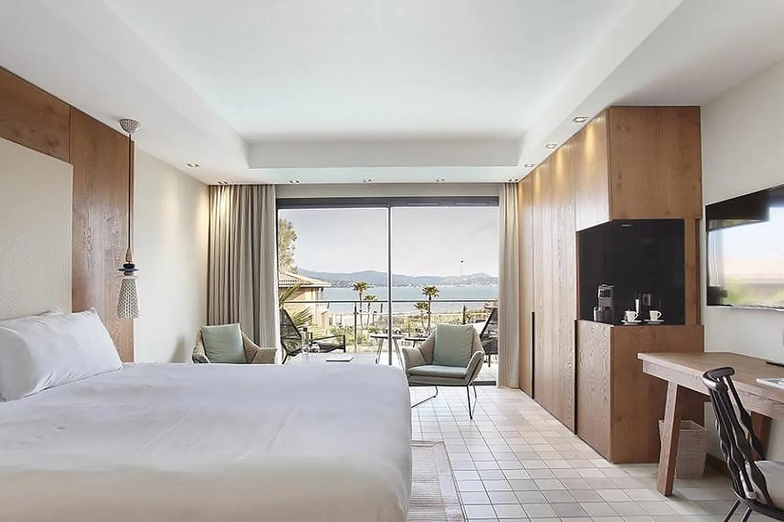 Lieux événementiels, KUBE SAINT TROPEZ HÔTEL