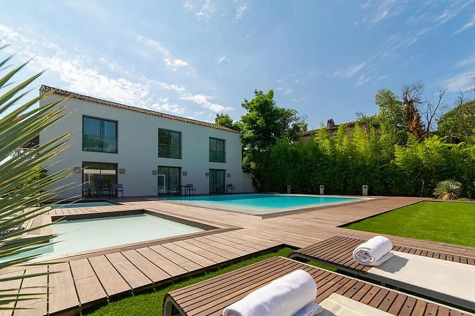 Lieux événementiels, KUBE SAINT TROPEZ HÔTEL
