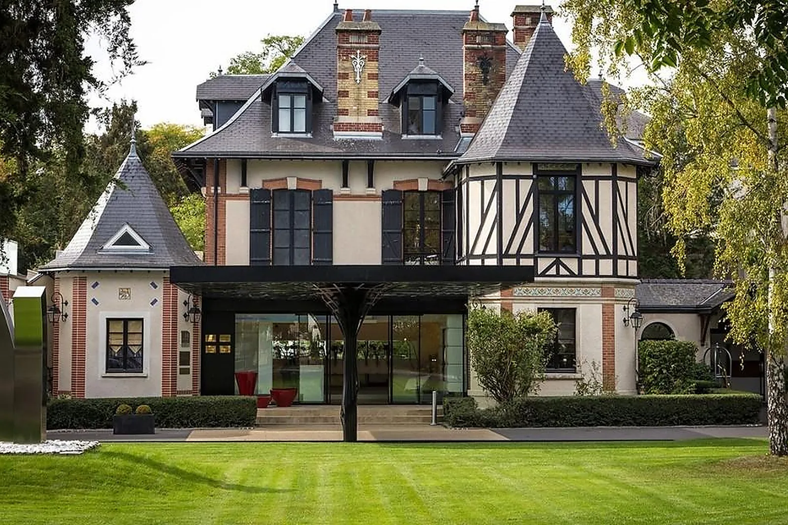 Cafés et Restaurants, L'ASSIETTE CHAMPENOISE