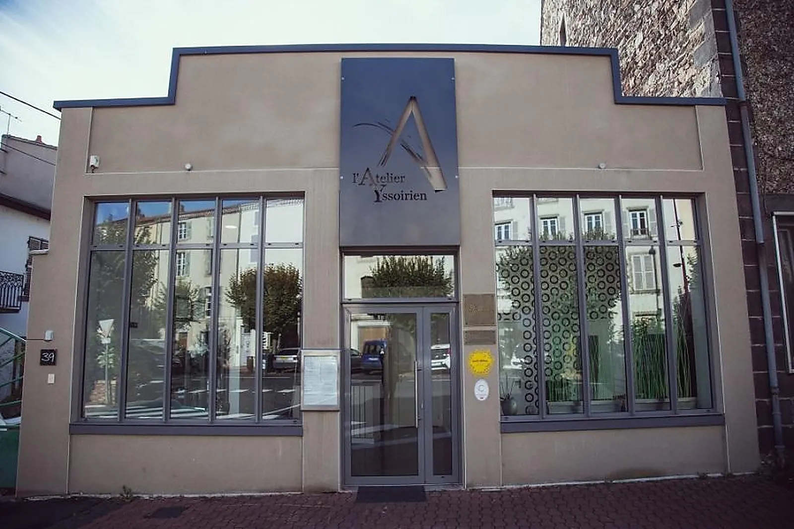 Cafés et Restaurants, L'ATELIER YSSOIRIEN