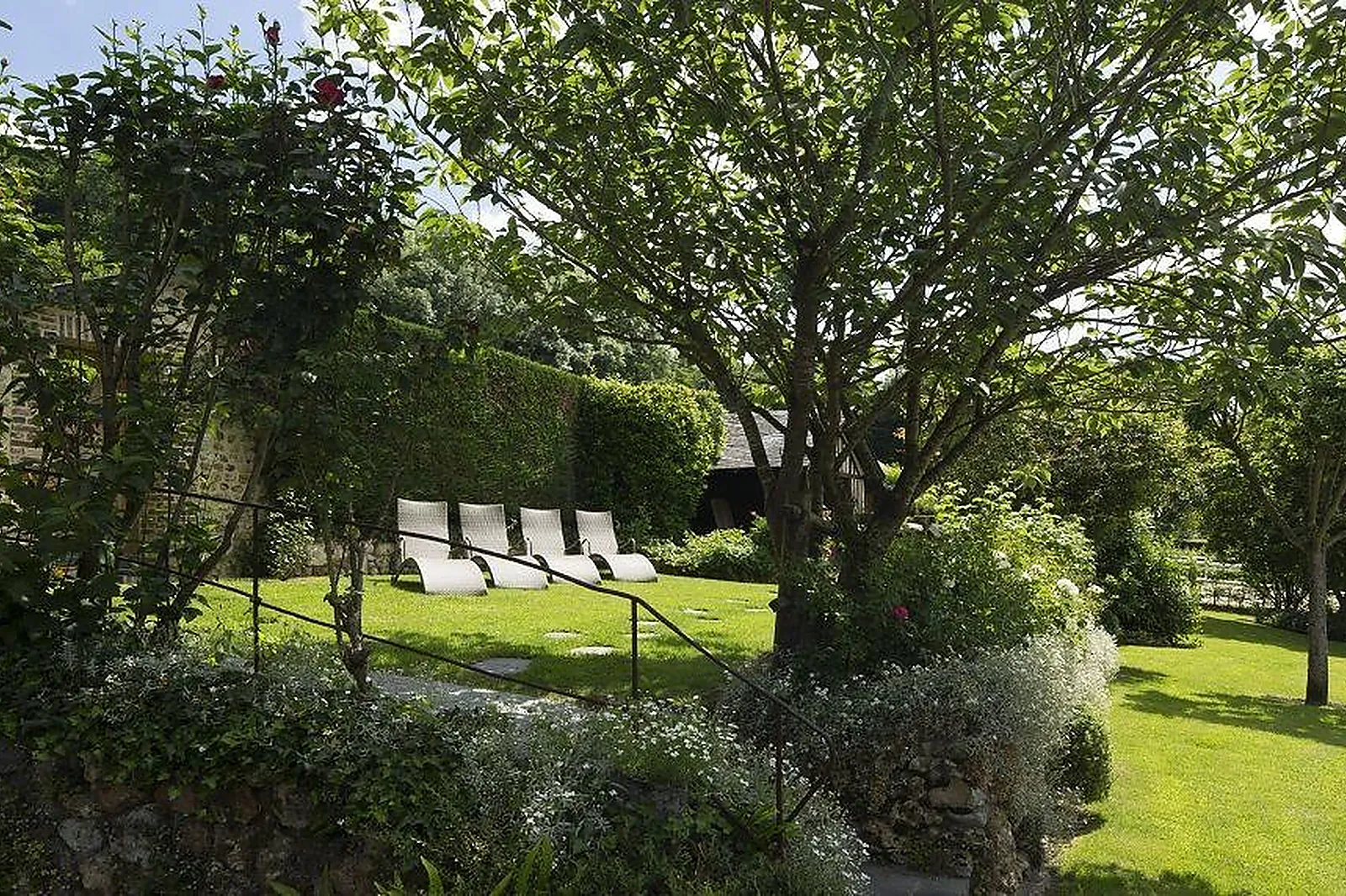 Lieux événementiels, L'AUBERGE DE LA SOURCE