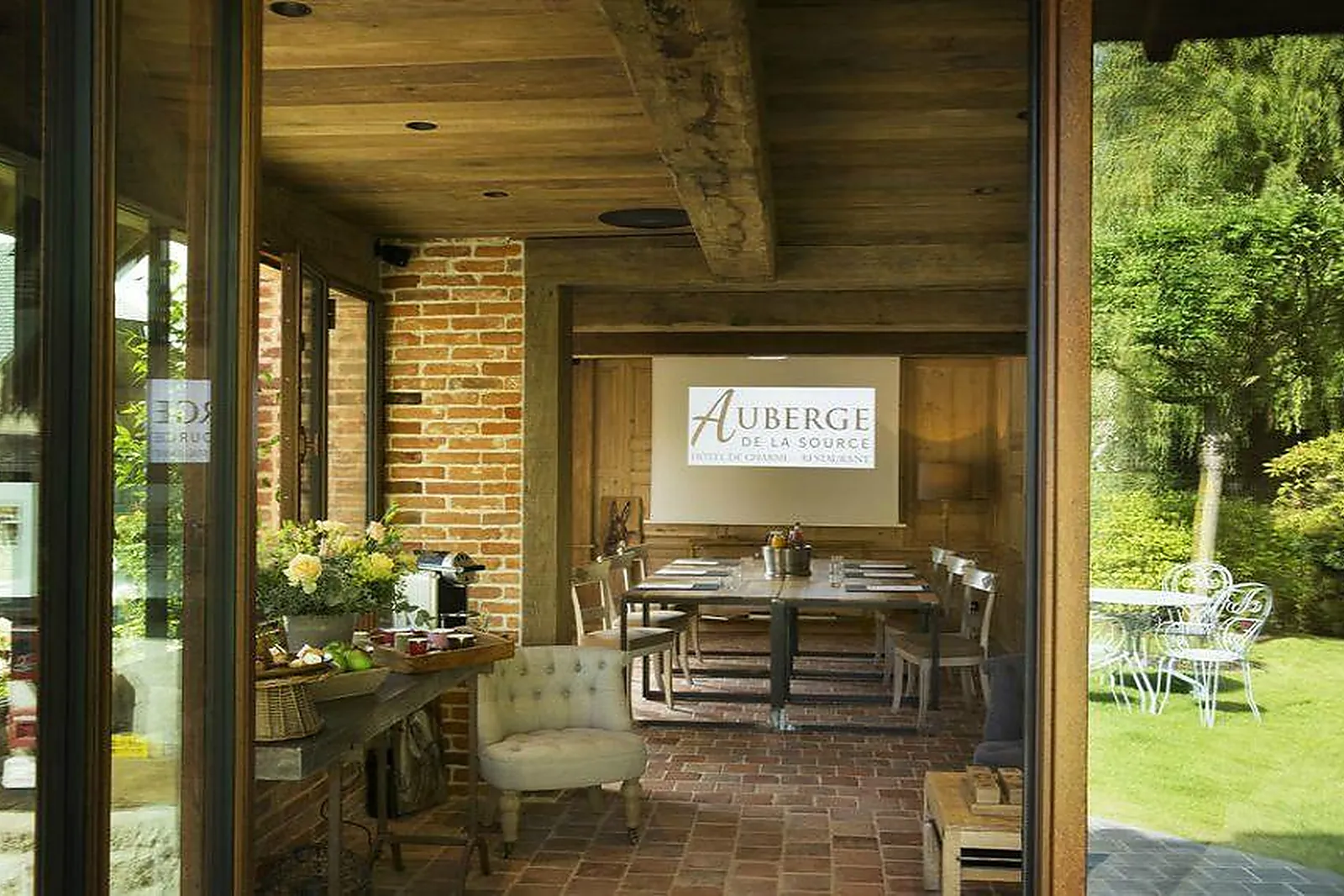 Lieux événementiels, L'AUBERGE DE LA SOURCE