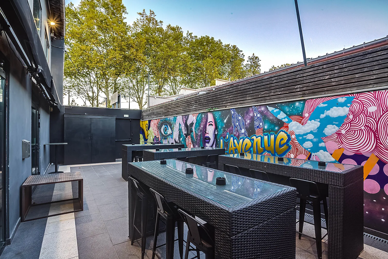 Lieux événementiels, L'AVENUE 45 RESTAURANT - TERRASSE - CLUB
