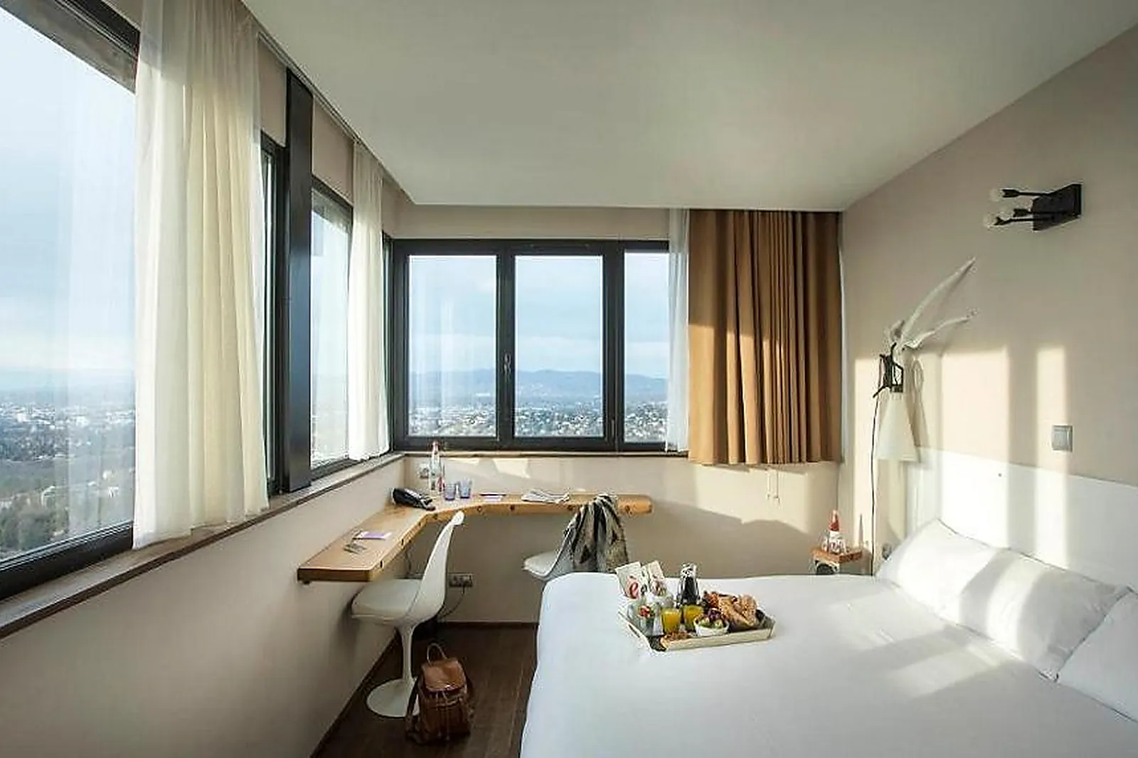 Lieux événementiels, L'ERMITAGE HÔTEL