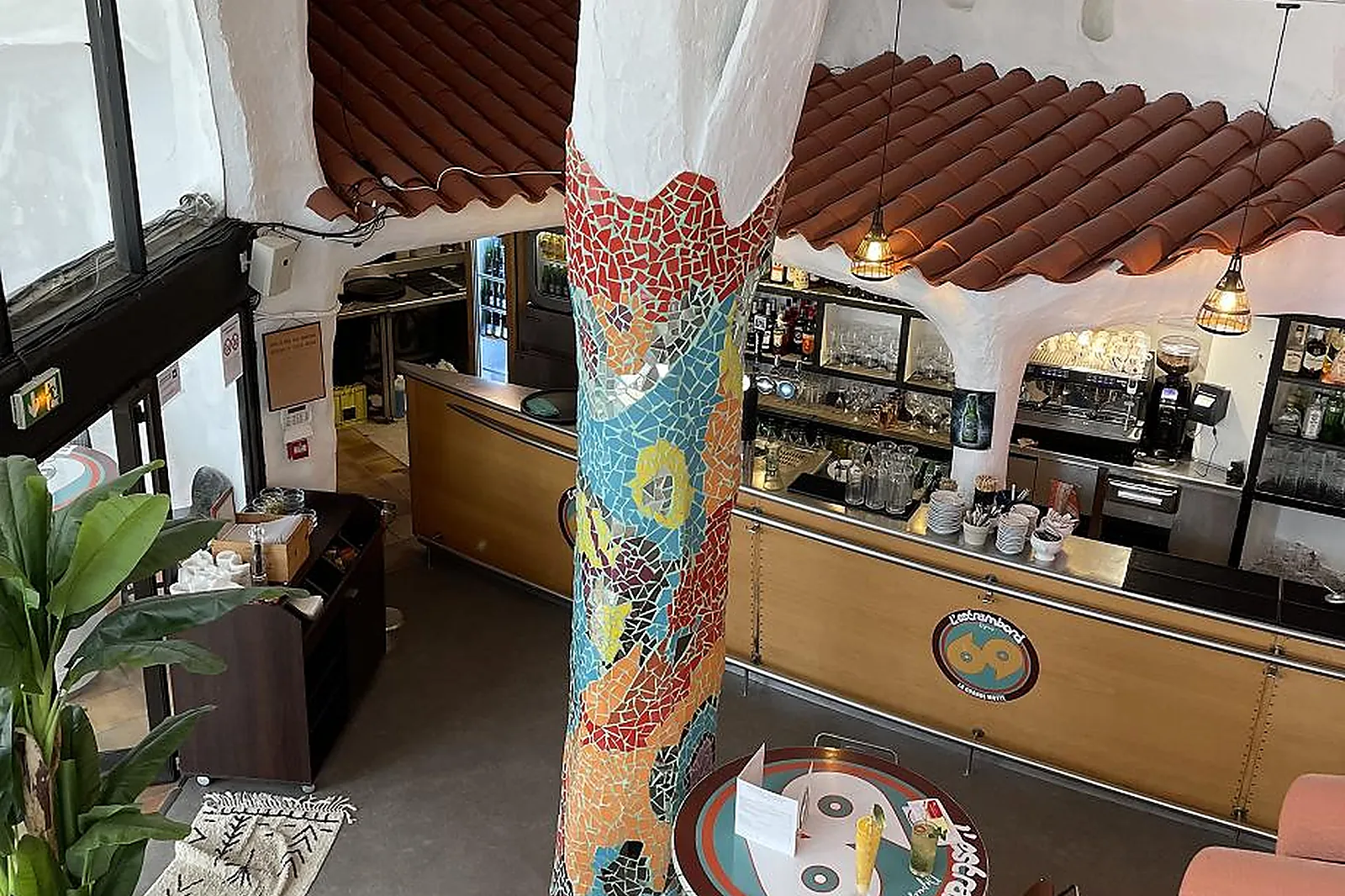 Lieux événementiels, L'ESTRAMBORD