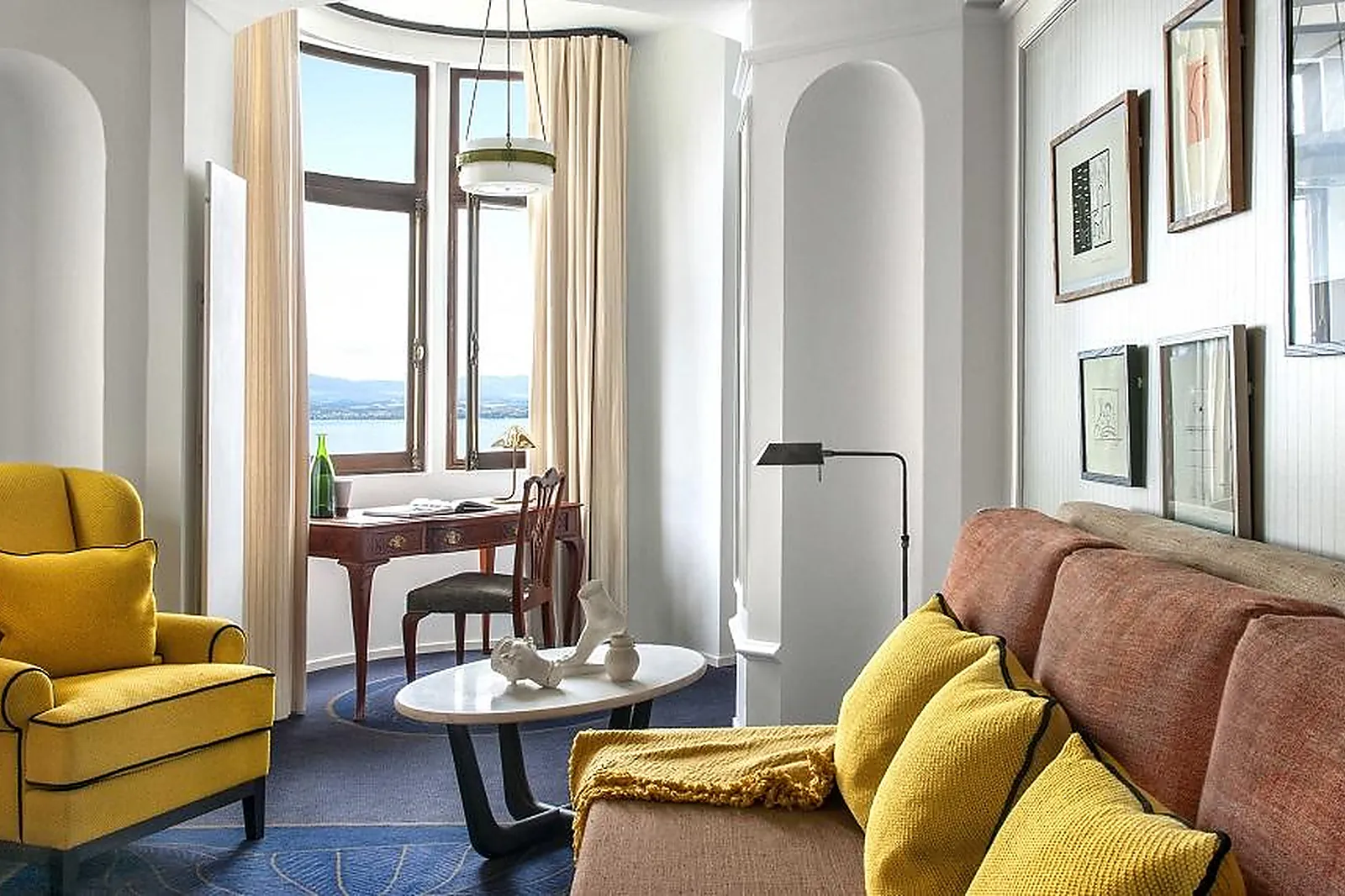 Lieux événementiels, L'HÔTEL ROYAL