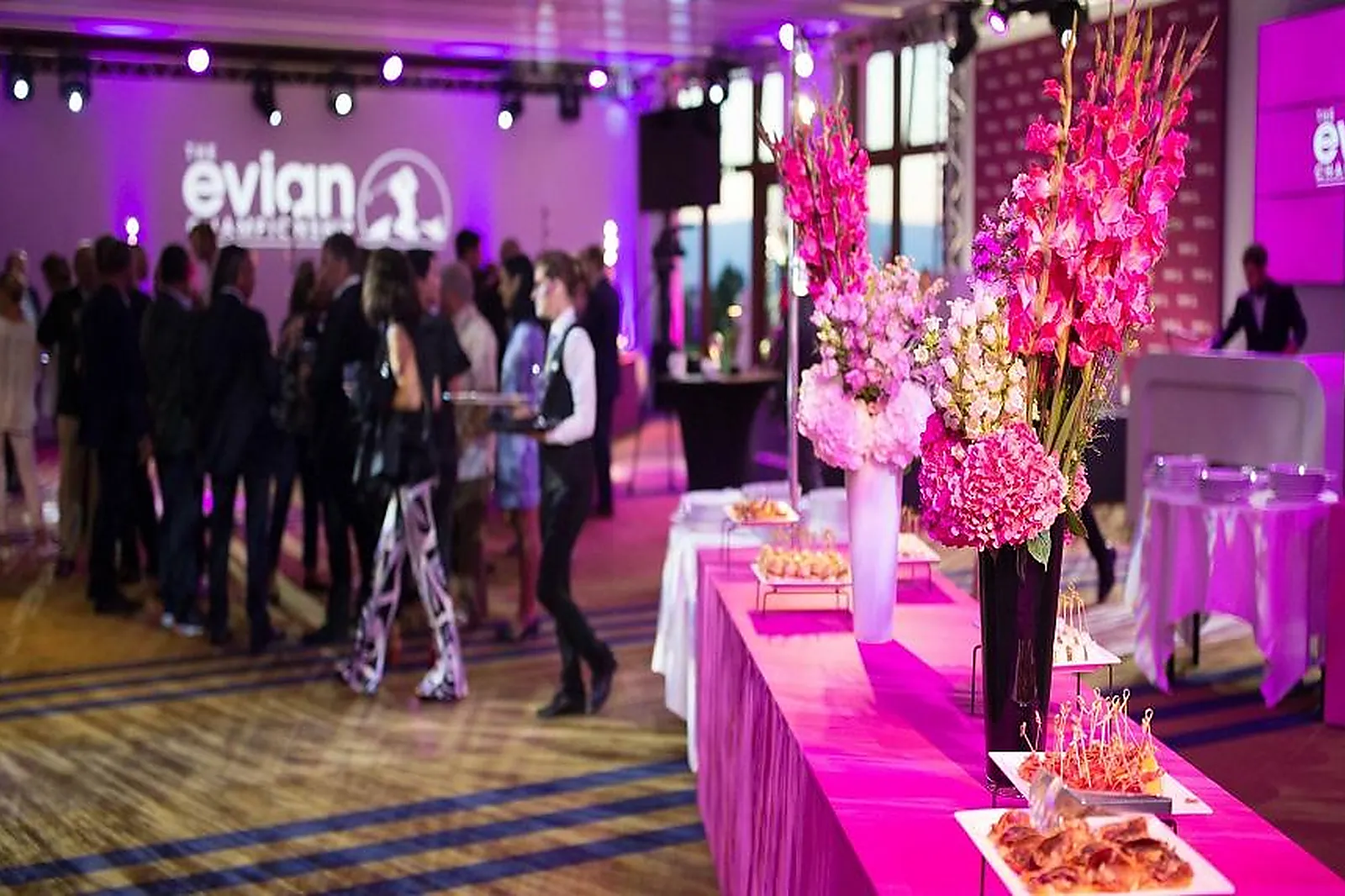 Lieux événementiels, L'HÔTEL ROYAL