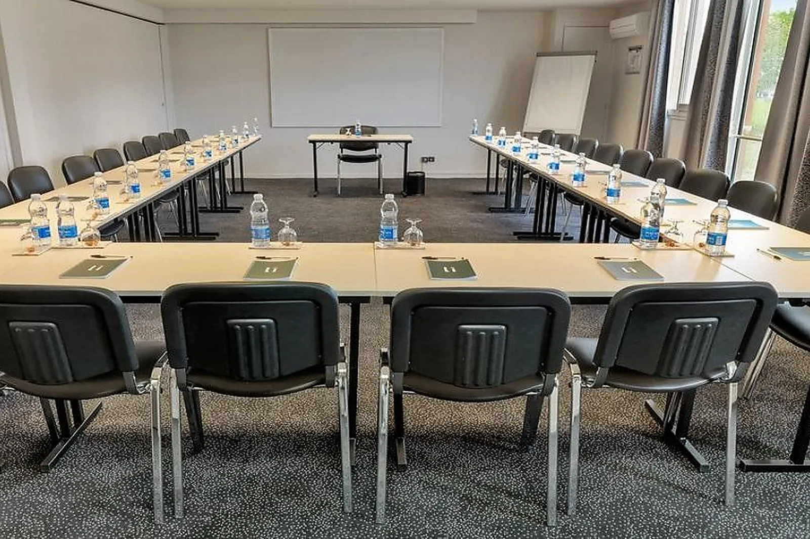 Lieux événementiels, L’INITIAL