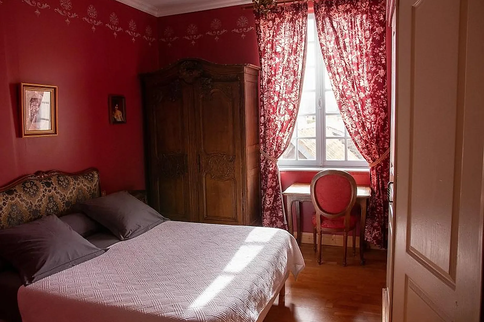 Hôtel, L'ORANGERIE SALLE DE RÉCEPTION ET CHAMBRES D’HÔTES