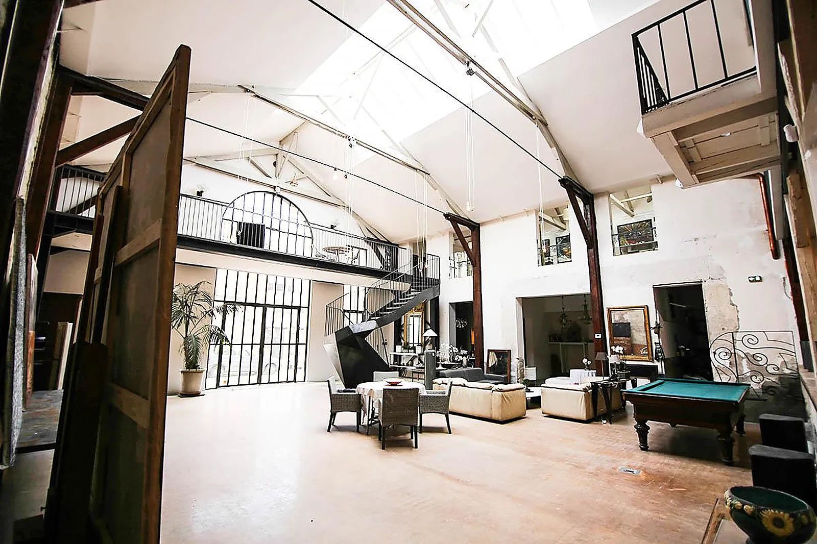 Lieux événementiels, L'ATELIER CHEBASSIER