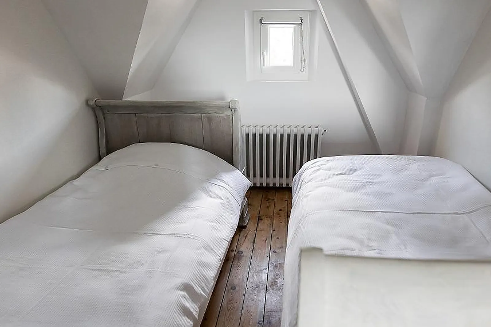 Salle de réception, L'ÉTOILE DE FORGES