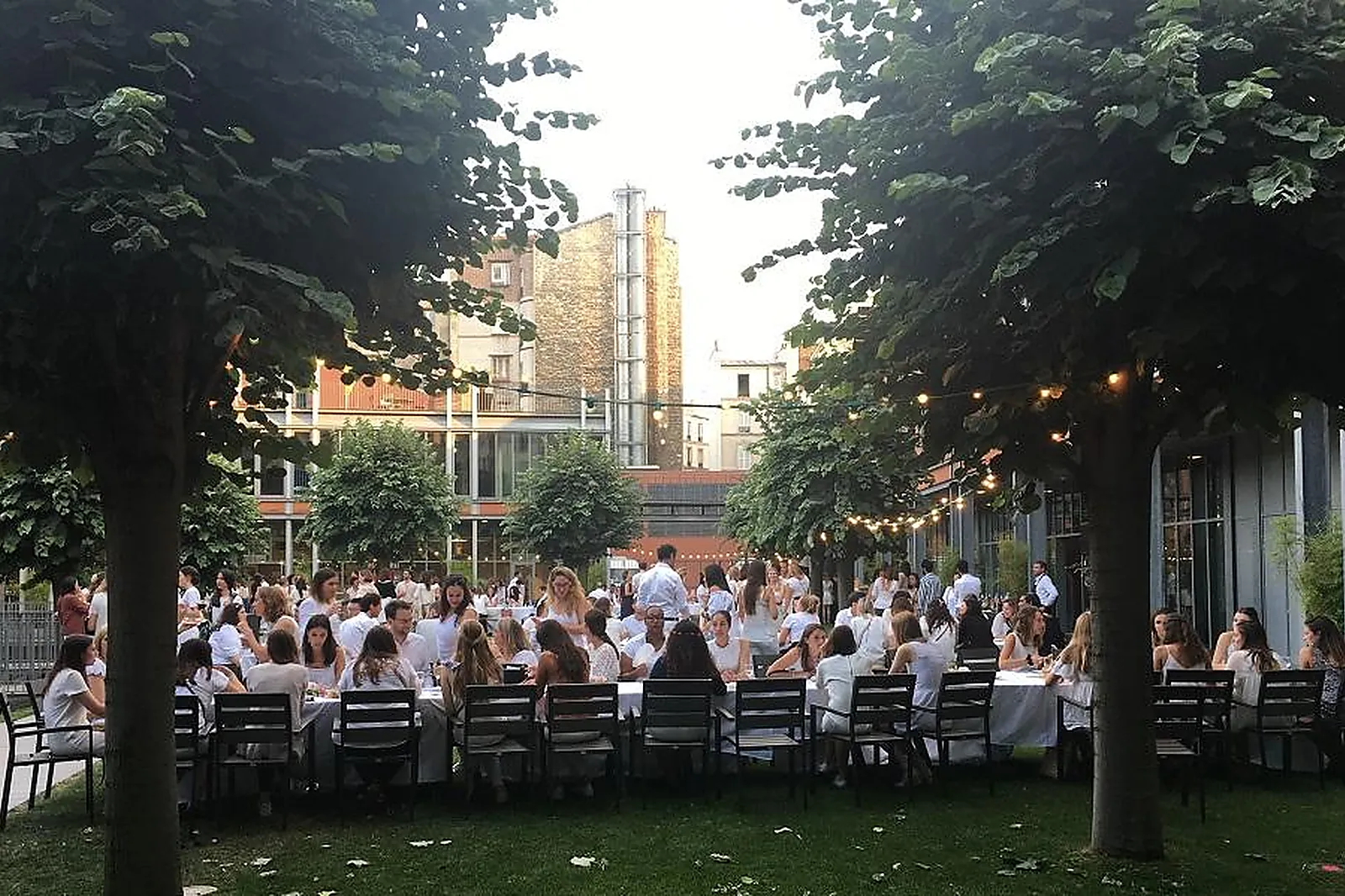 Lieux événementiels, LE 118