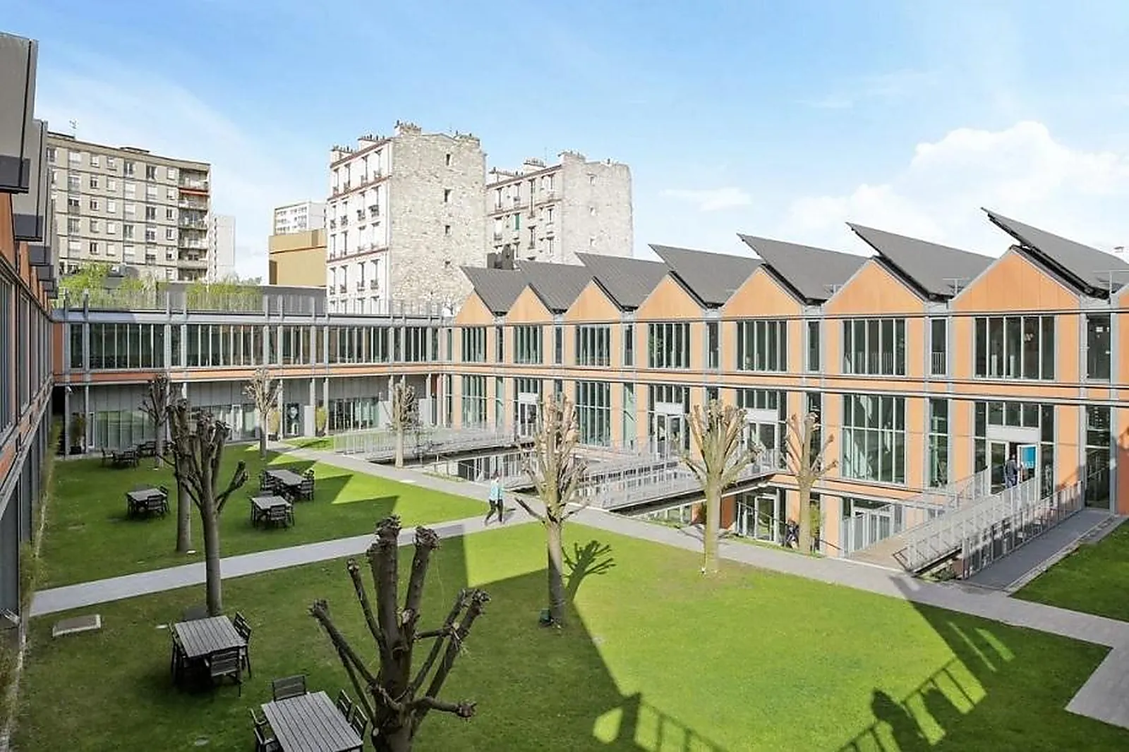 Lieux événementiels, LE 118