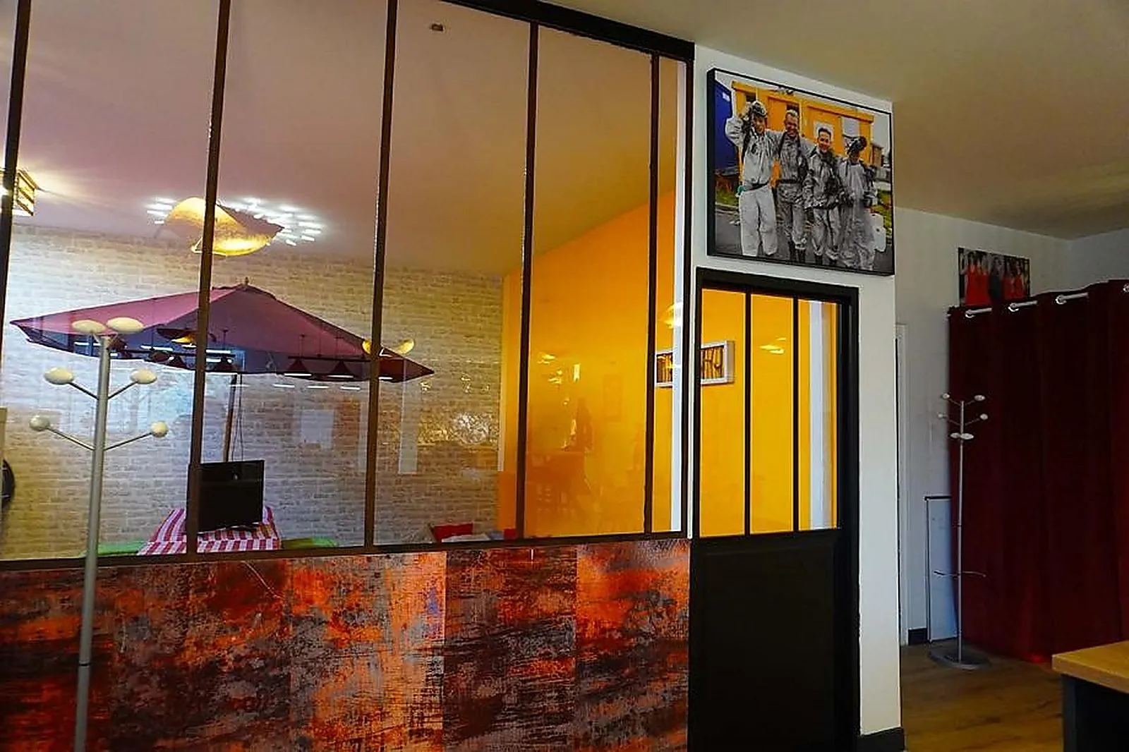 Lieux événementiels, LEO - COWORKING - GALERIE D'ART