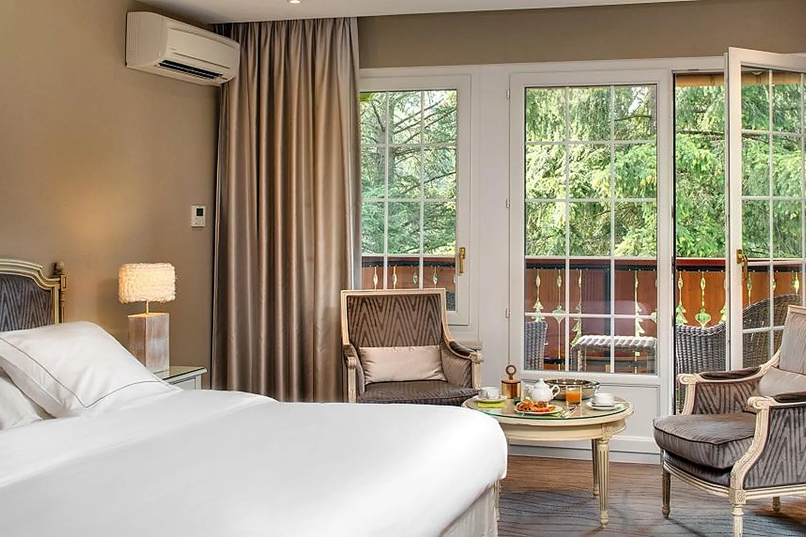 Lieux événementiels, LA CHENEAUDIÈRE***** & SPA - RELAIS & CHÂTEAUX