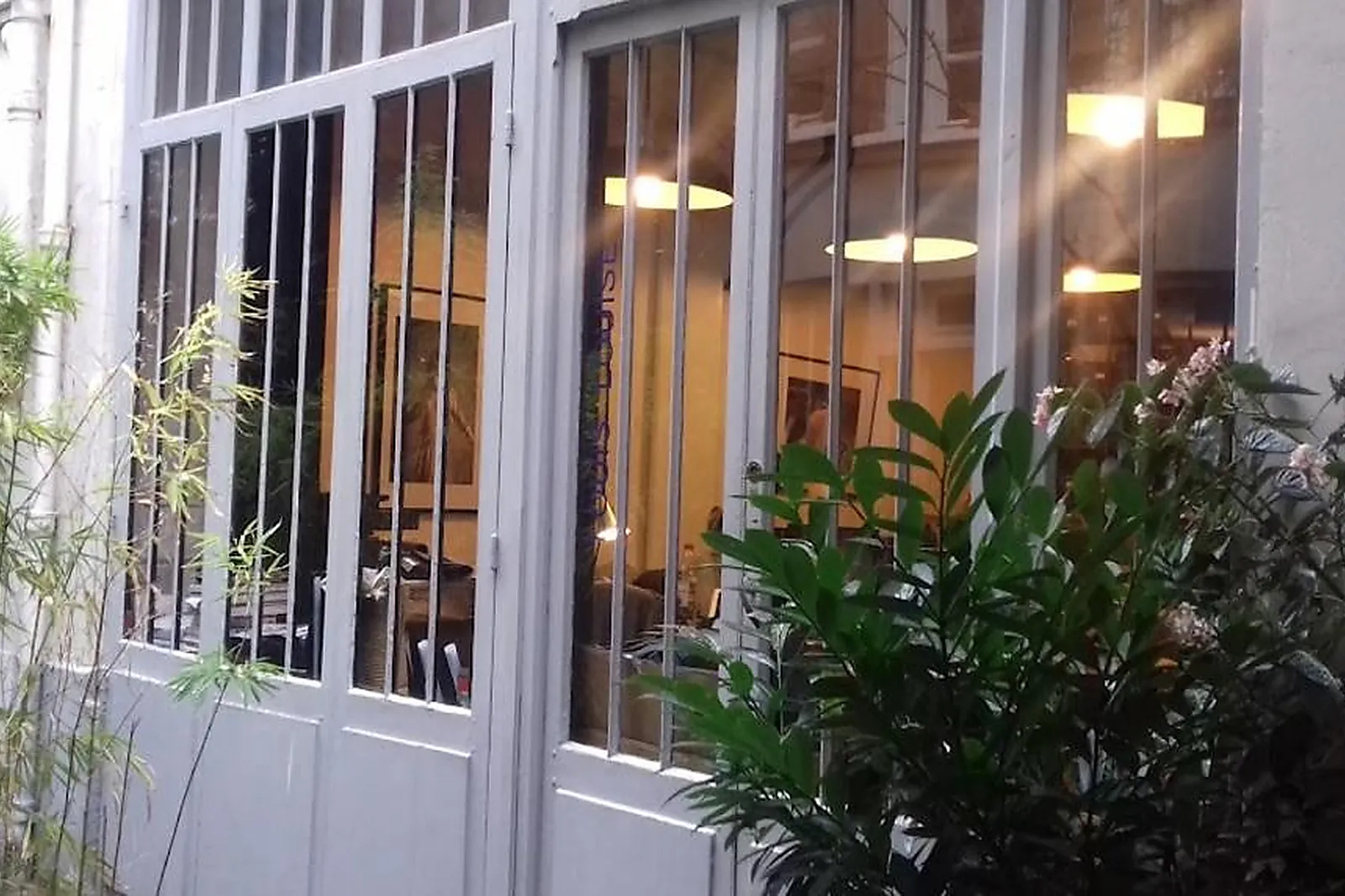 Cafés et Restaurants, LA COUR SAINT-NICOLAS