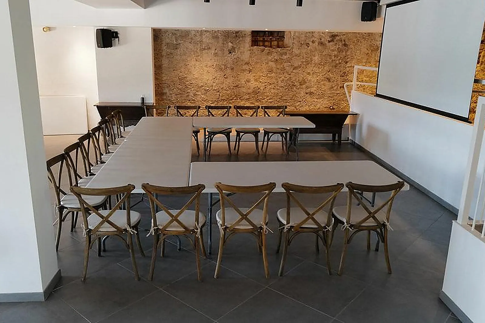 Lieux événementiels, LA CROIX DES CHAMPS